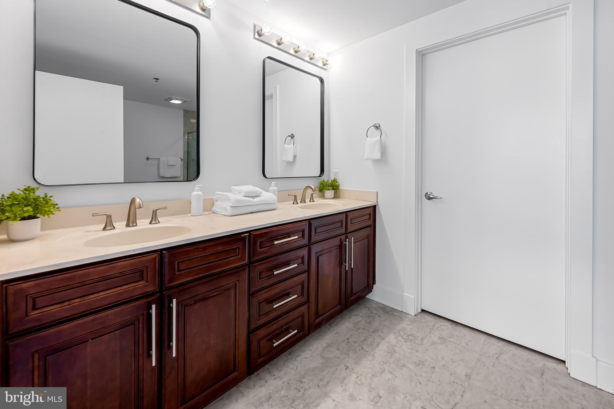 CANTON - Residential Lease