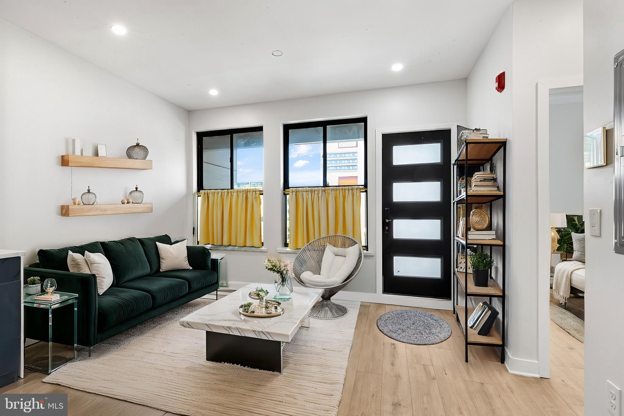 OLDE KENSINGTON - Residential Lease