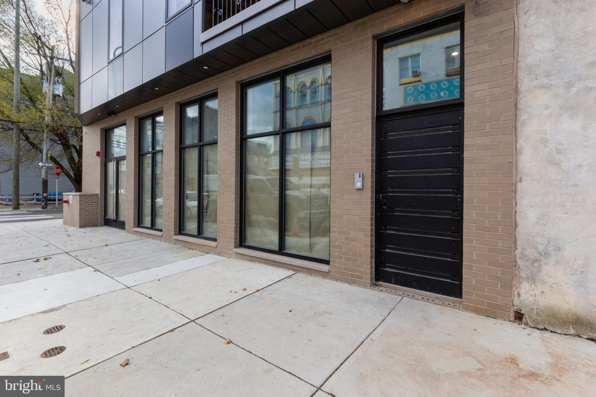 OLDE KENSINGTON - Residential Lease