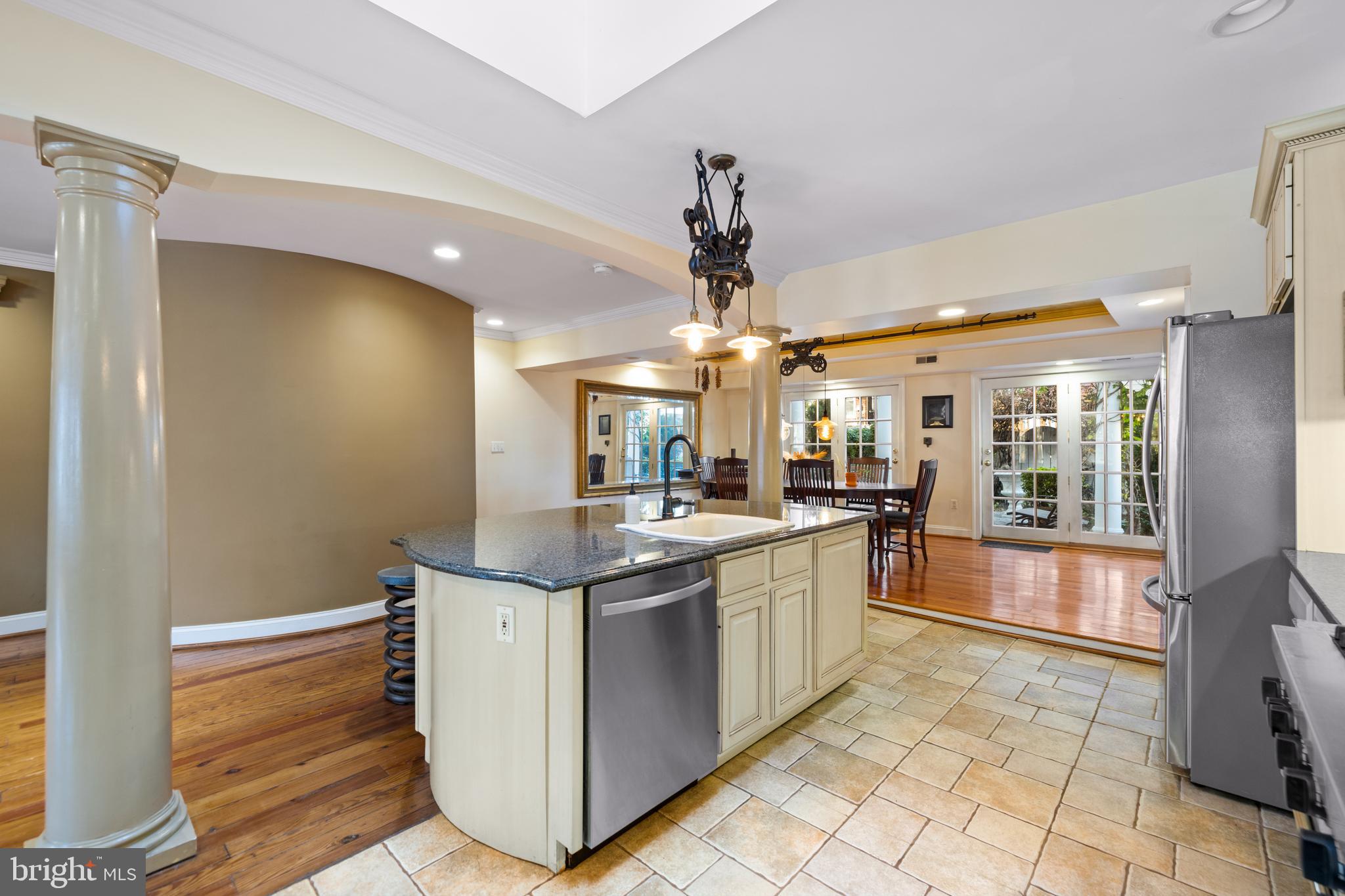 CANTON - Residential