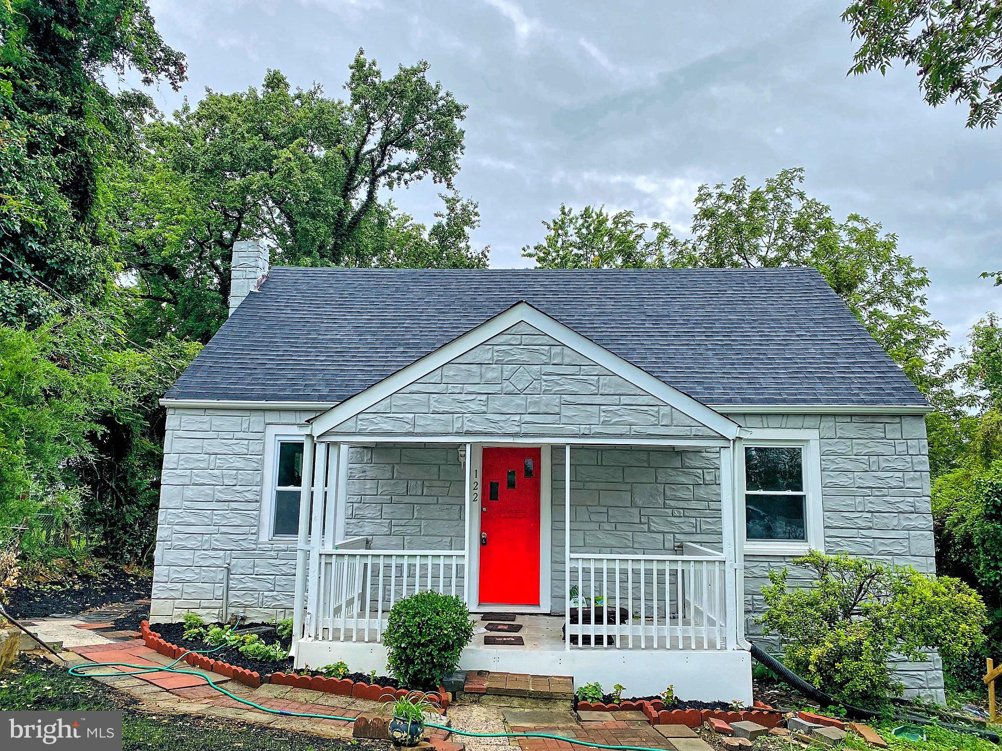 OXON HILL - Residential Lease