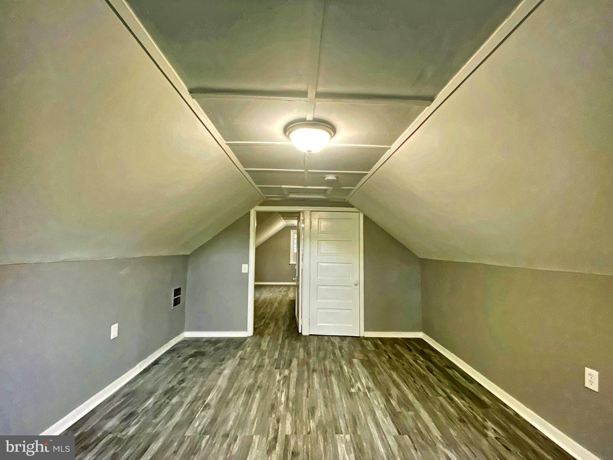 OXON HILL - Residential Lease