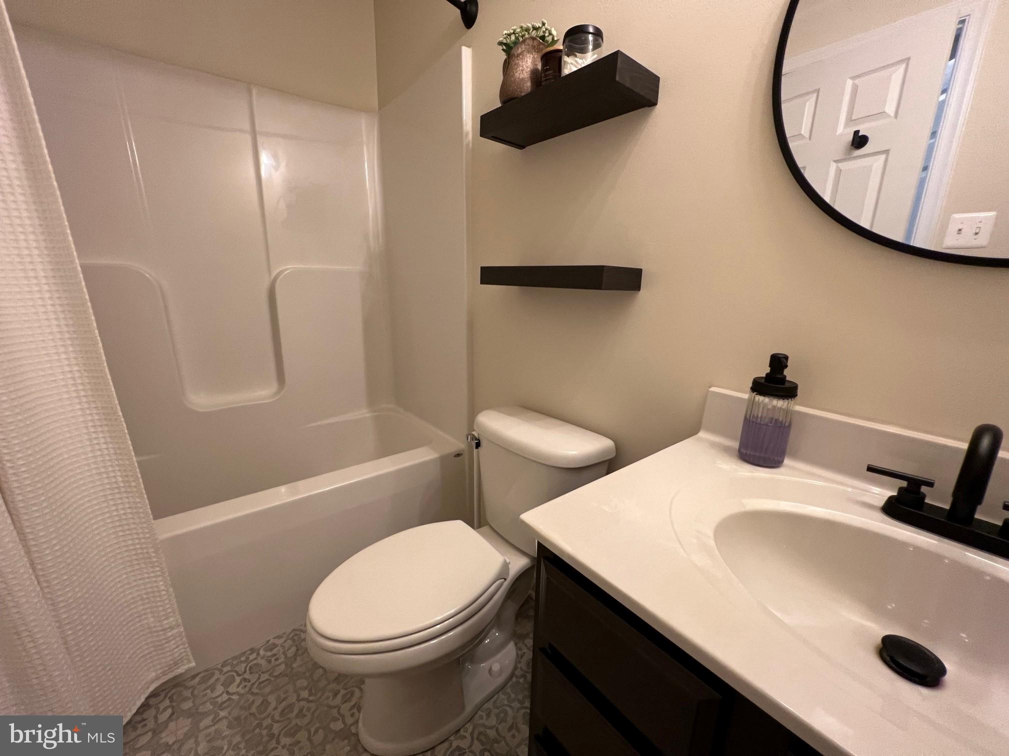 ELIZABETH HILLS PHASE 4 - Residential