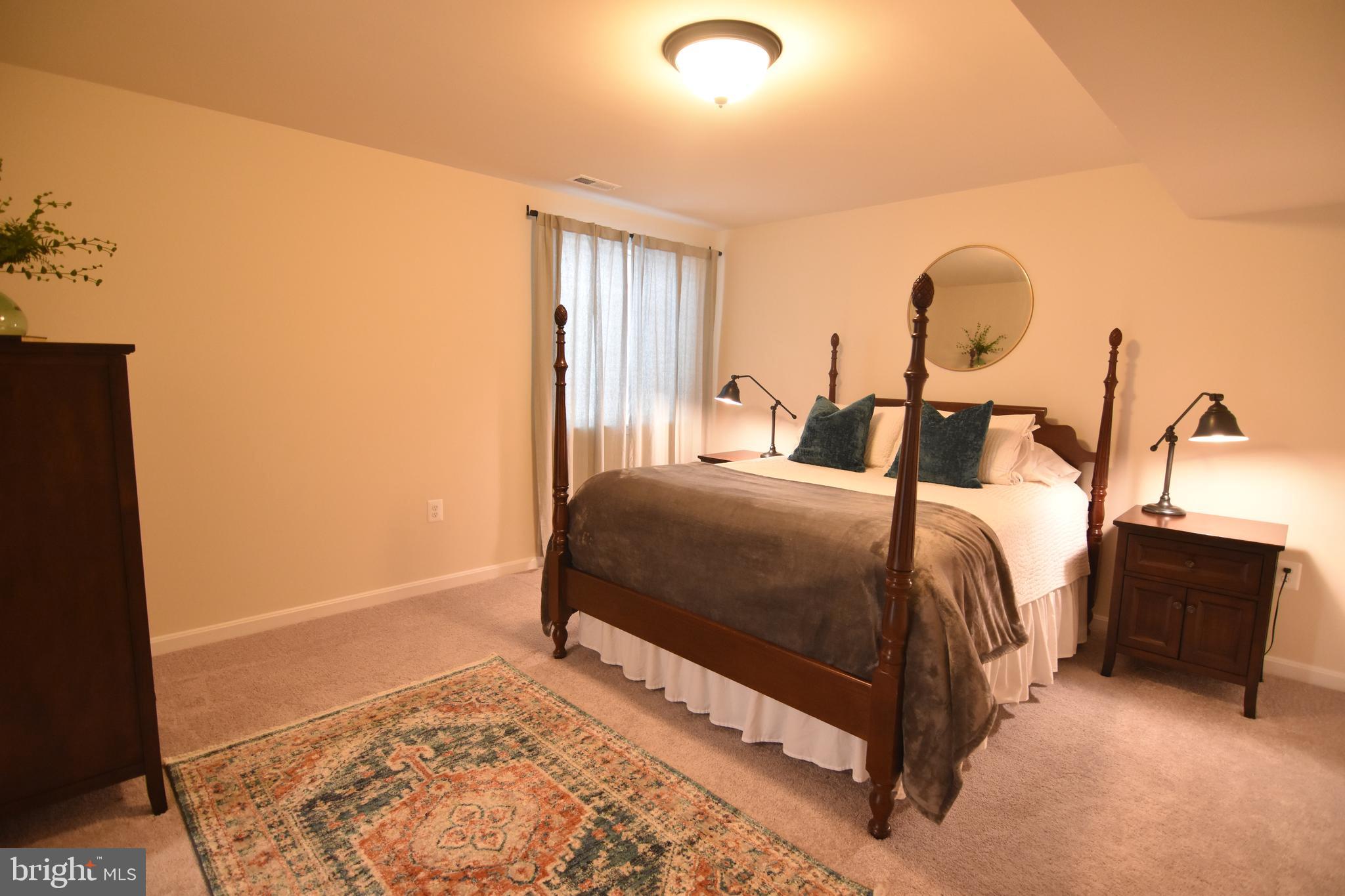 ELIZABETH HILLS PHASE 4 - Residential