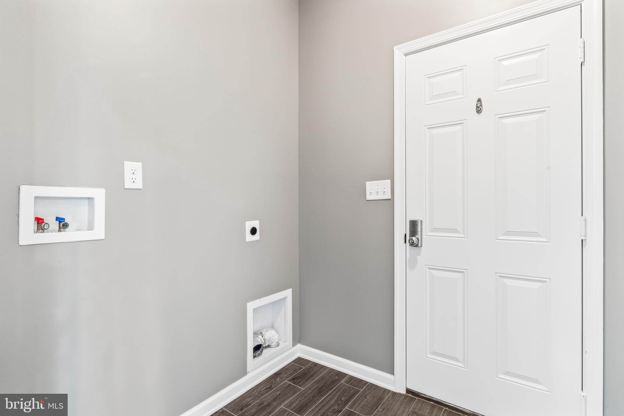 SPRINGDALE FARM - Residential