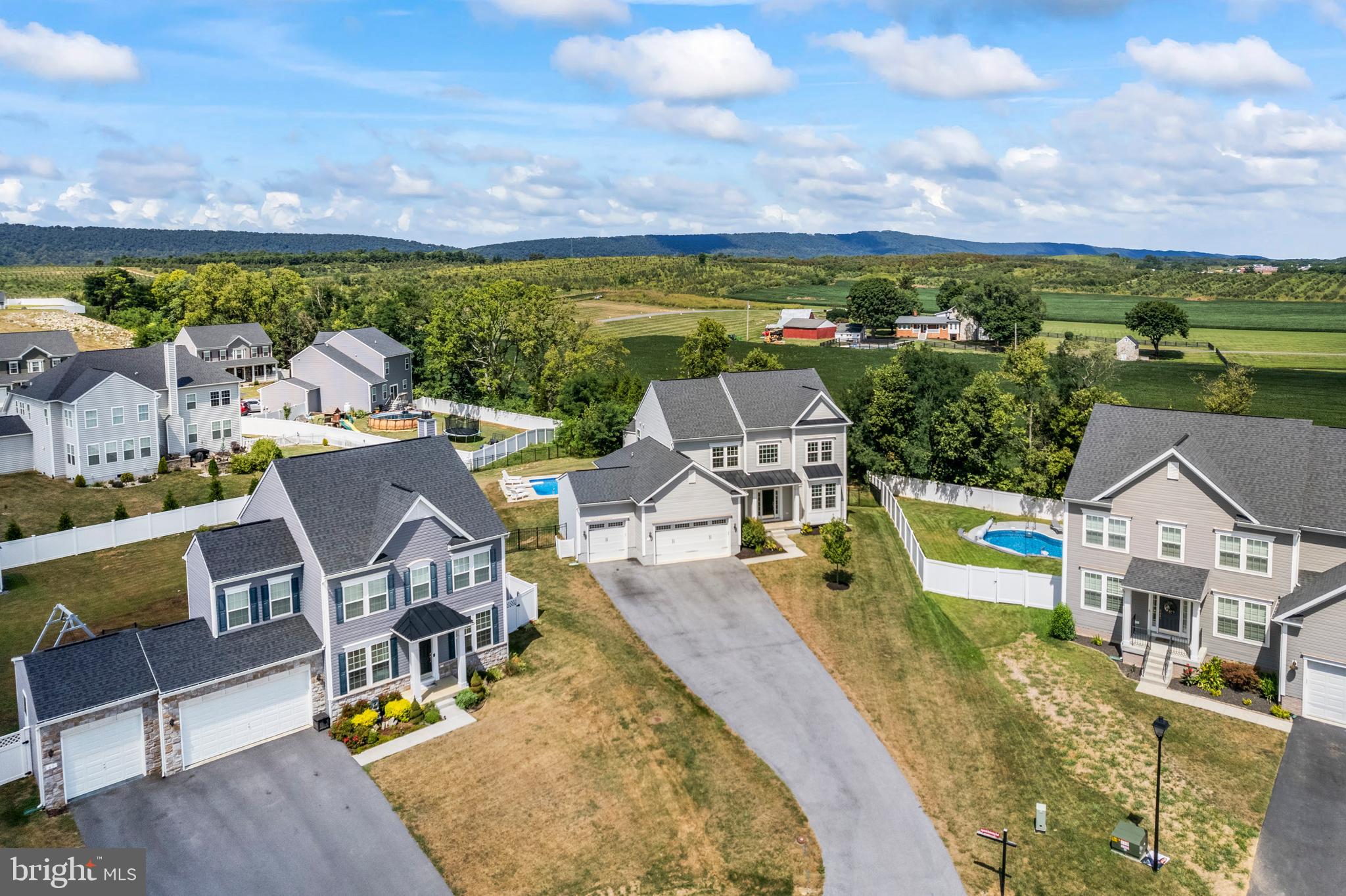 SPRINGDALE FARM - Residential