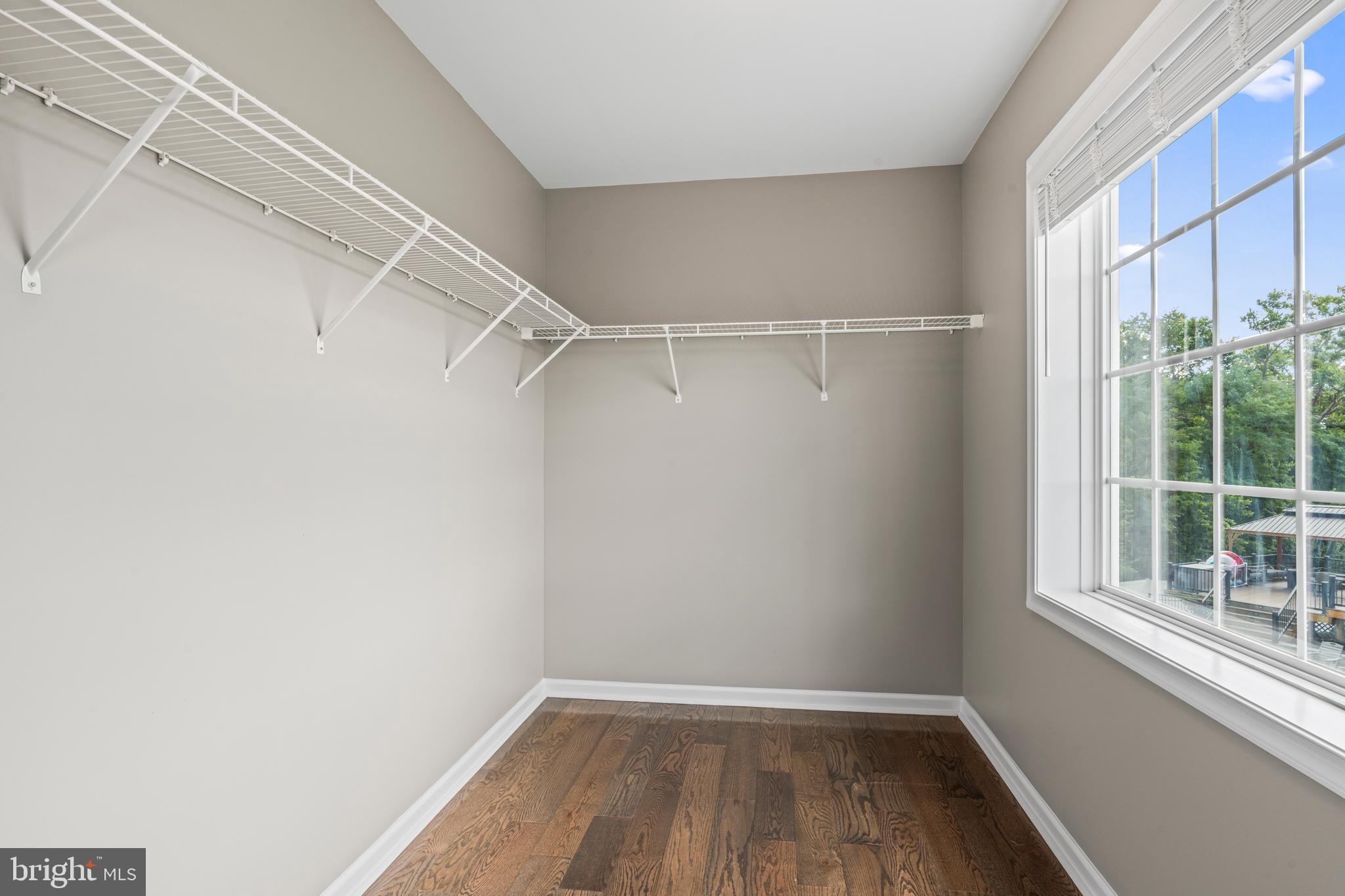 SPRINGDALE FARM - Residential