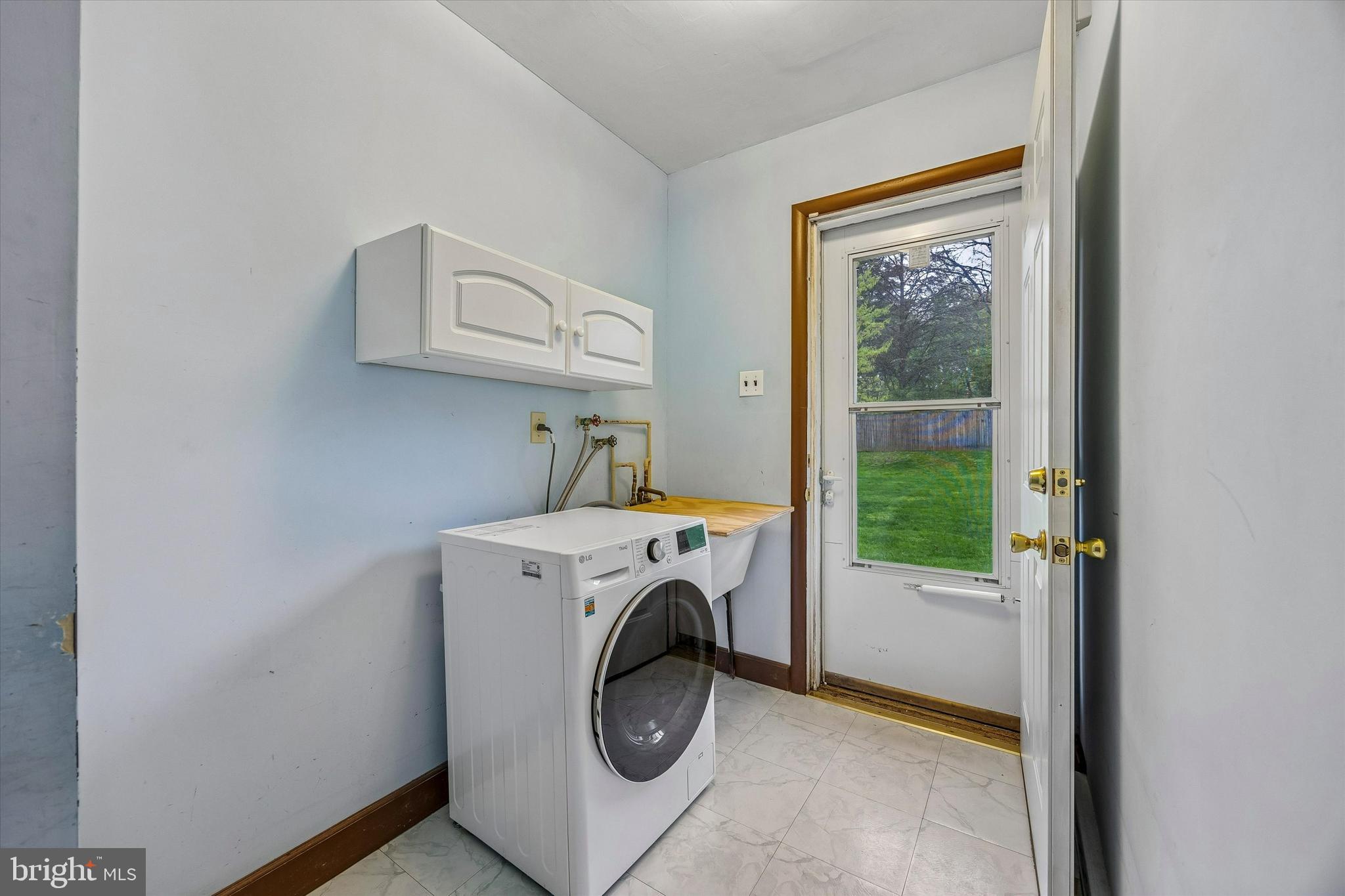 CROSSWICKS - Residential