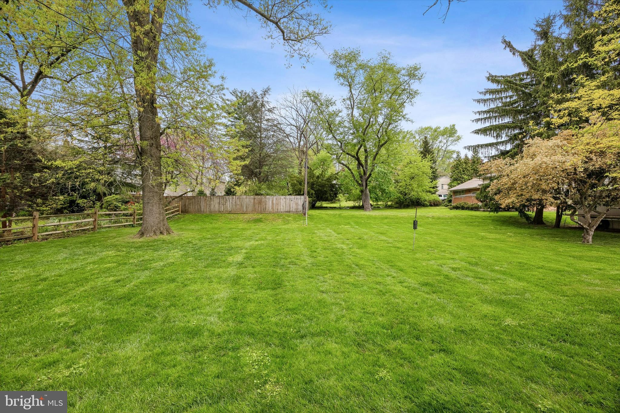 CROSSWICKS - Residential