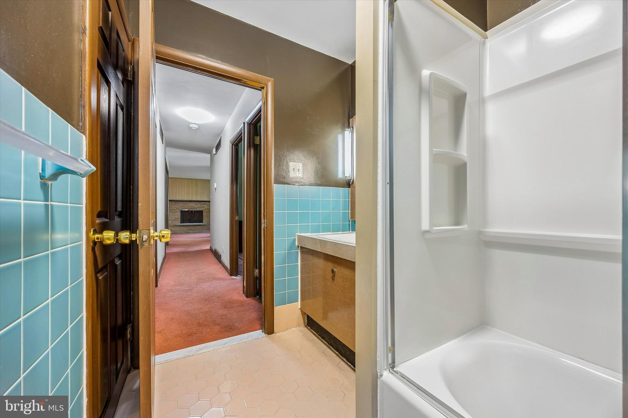 CROSSWICKS - Residential