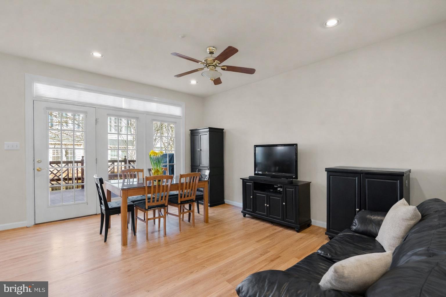 PINEY GLEN VILLAGE - Residential