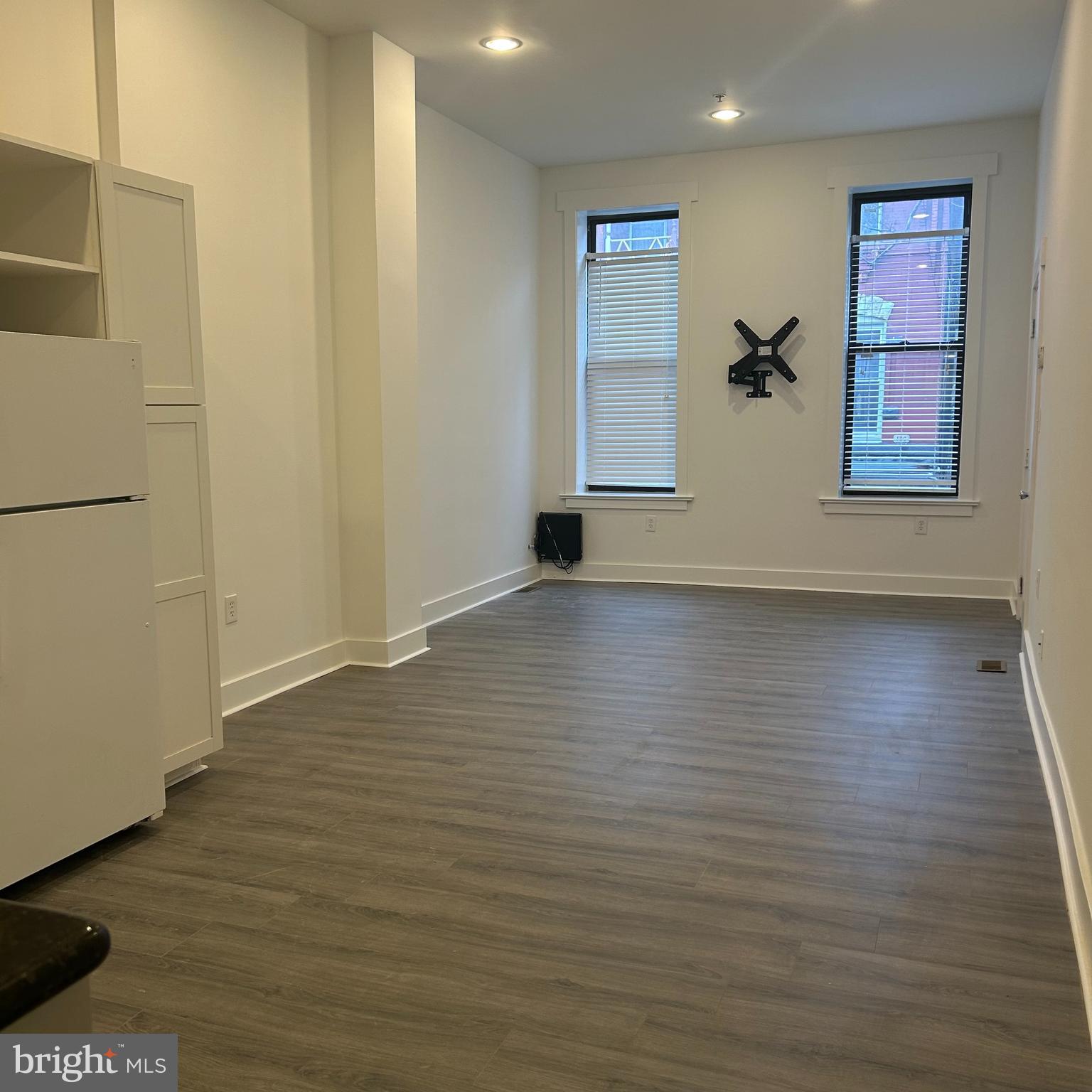 SHARSWOOD - Residential Lease