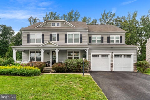 Photo of 15763 Audubon Way, HAYMARKET, VA 20169 (MLS # VAPW2121162)