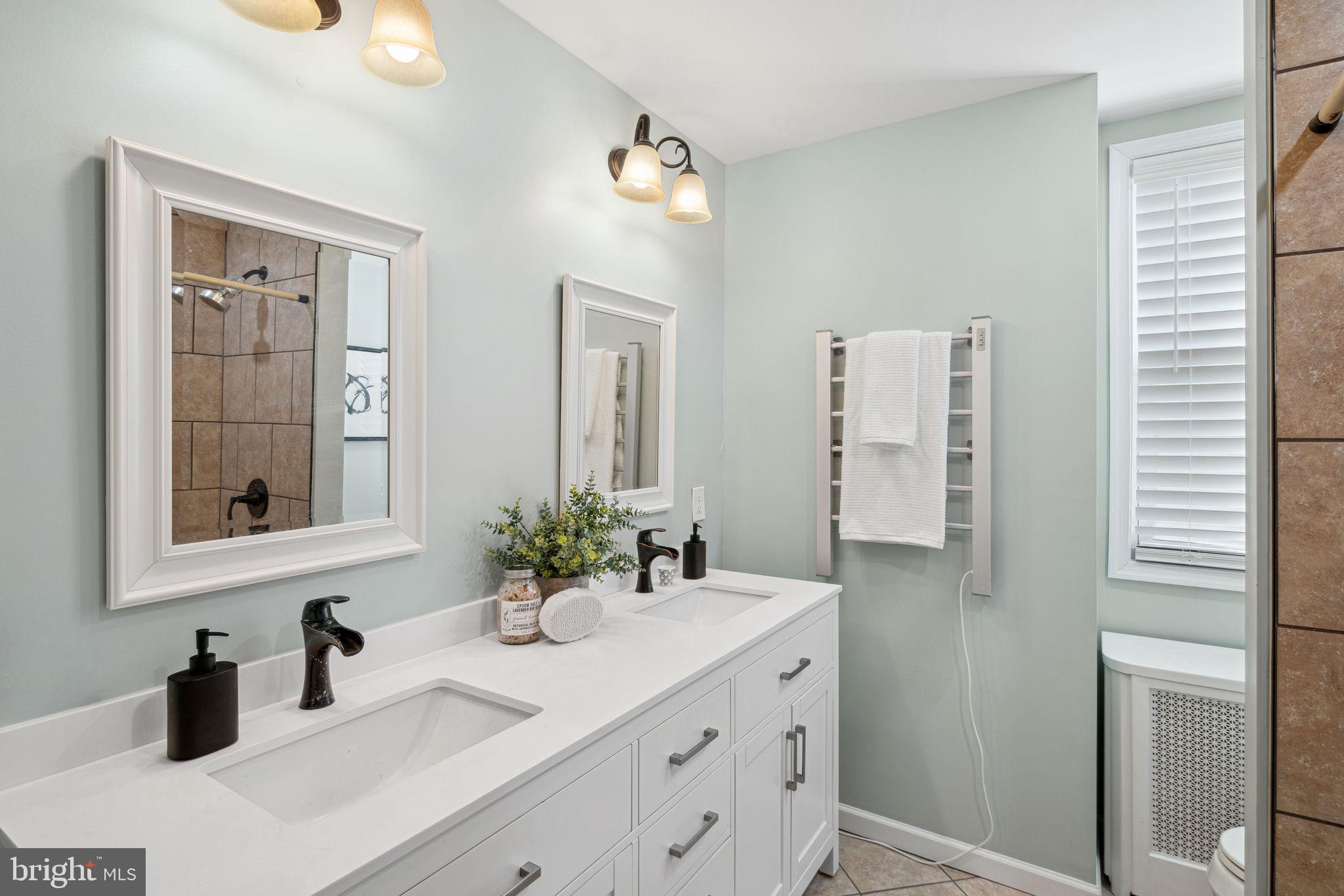 JENKINTOWN - Residential