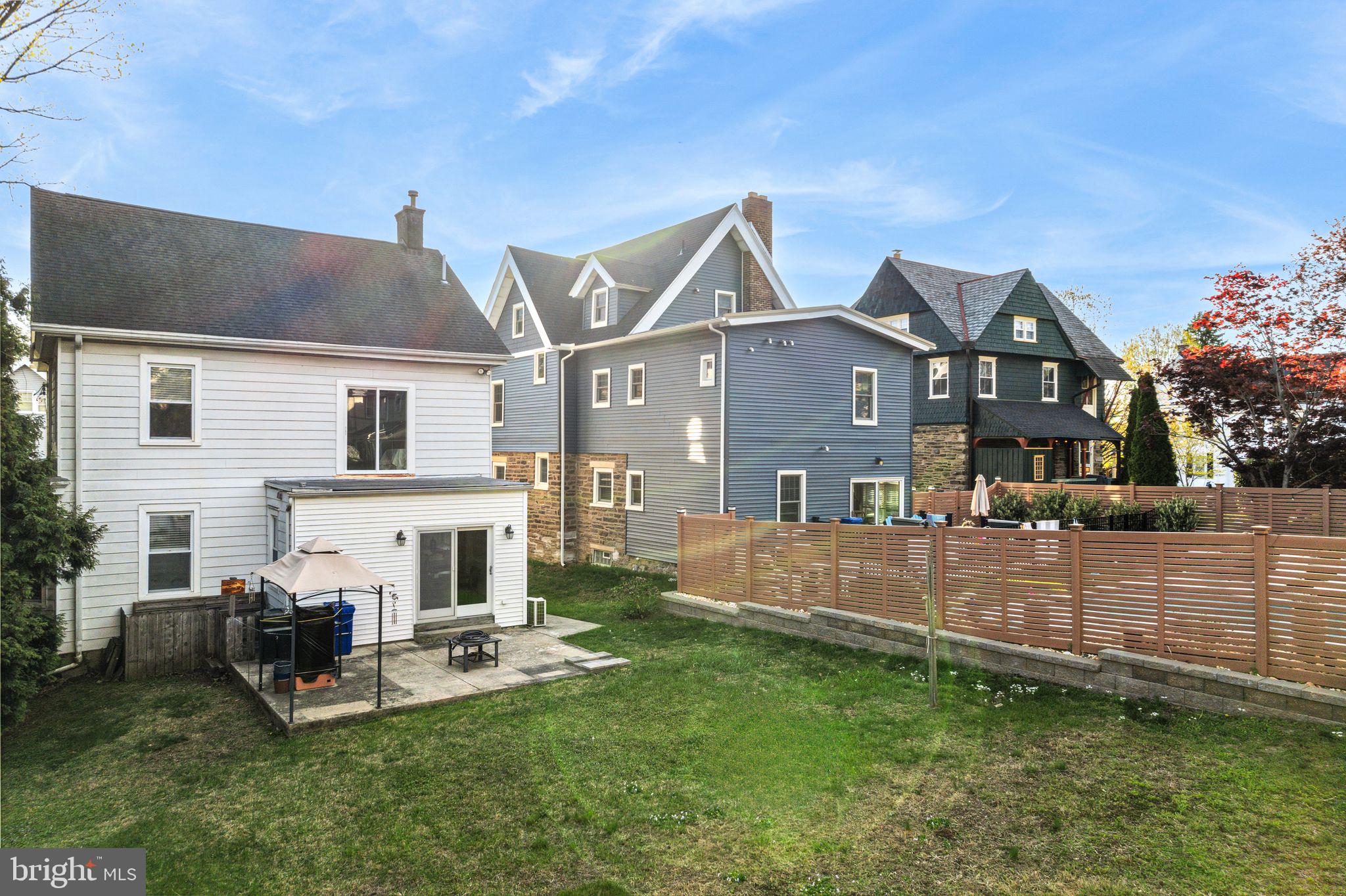 JENKINTOWN - Residential