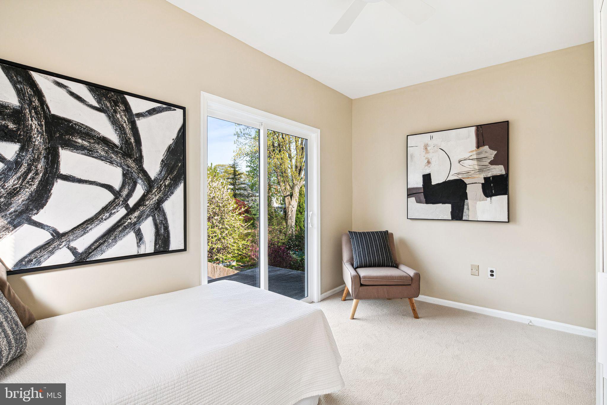 JENKINTOWN - Residential