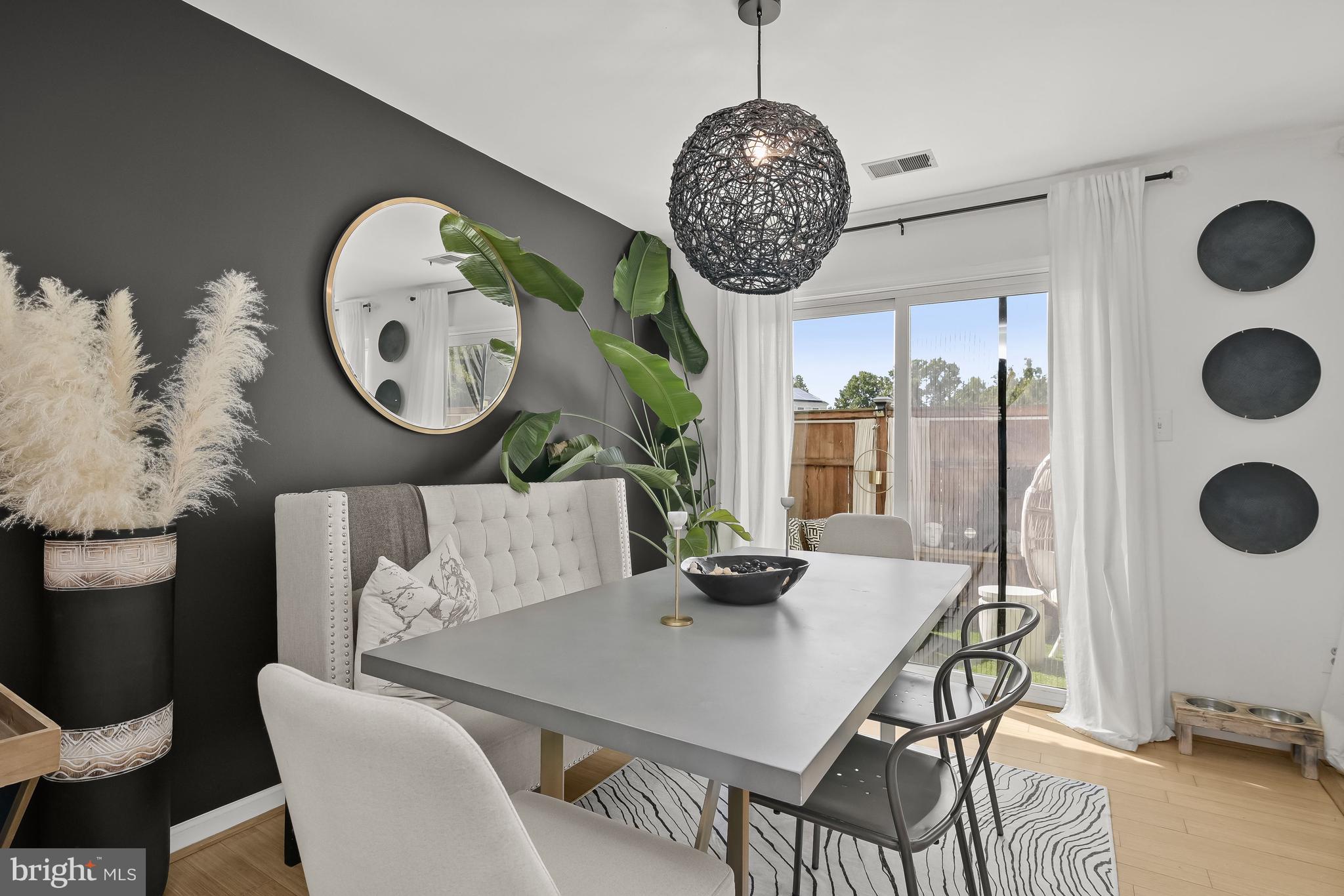 PRINCETON SQUARE PLAT FO - Residential