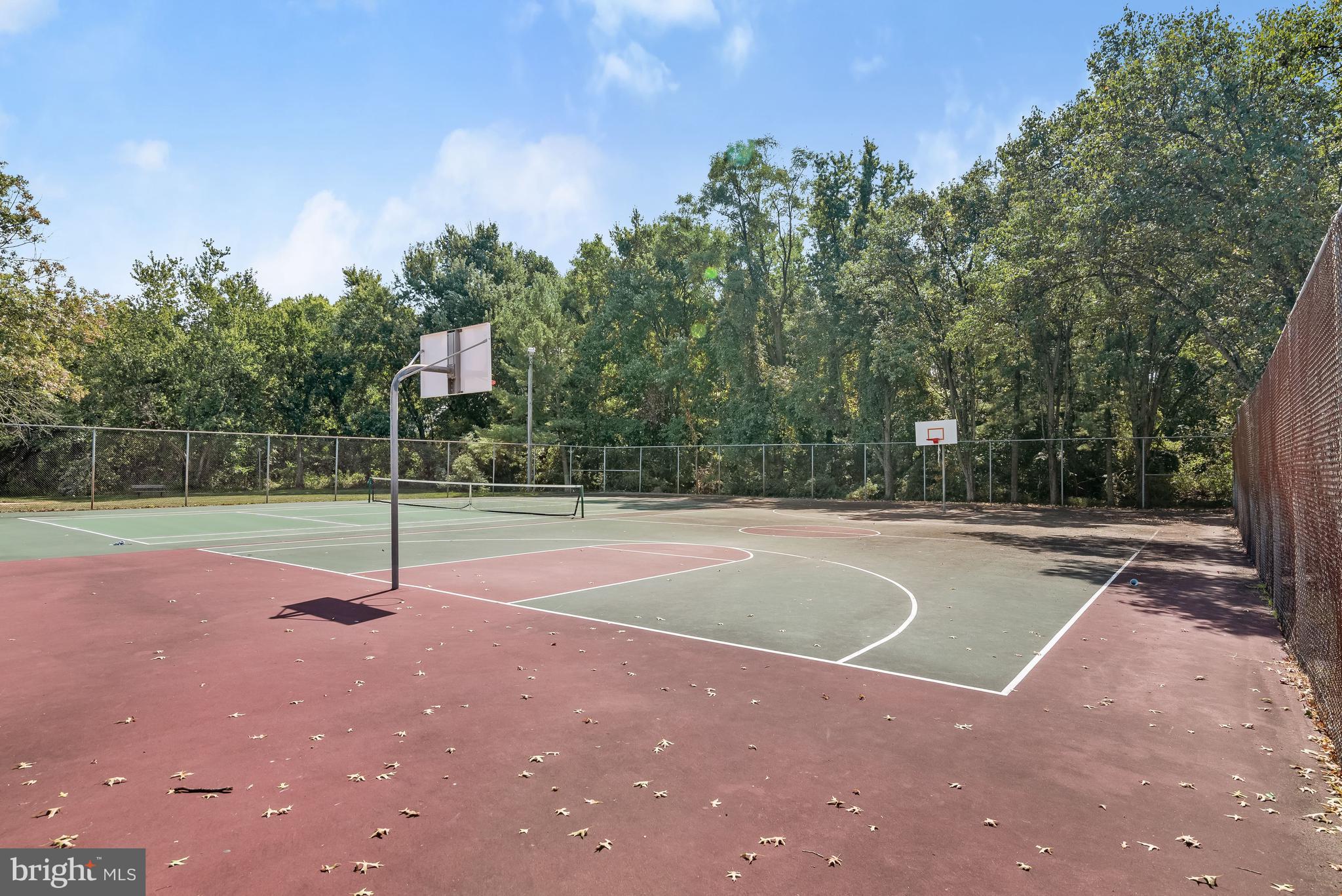 PRINCETON SQUARE PLAT FO - Residential