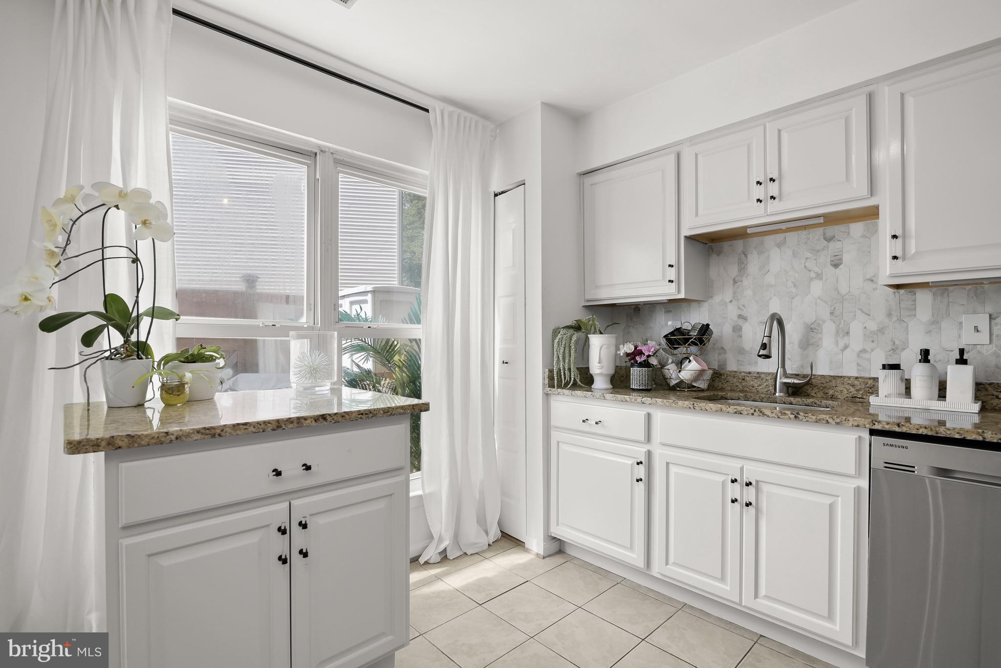 PRINCETON SQUARE PLAT FO - Residential