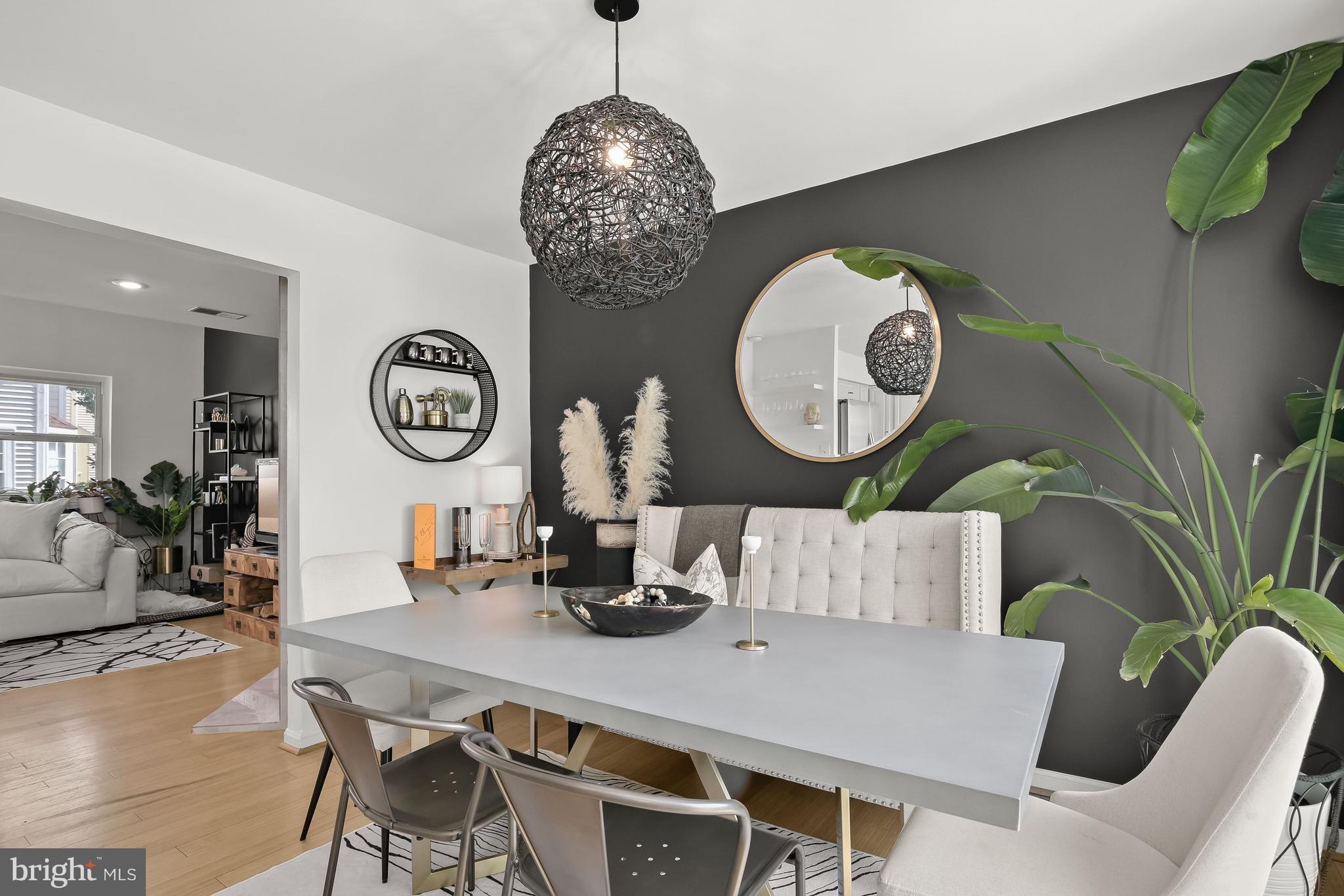 PRINCETON SQUARE PLAT FO - Residential