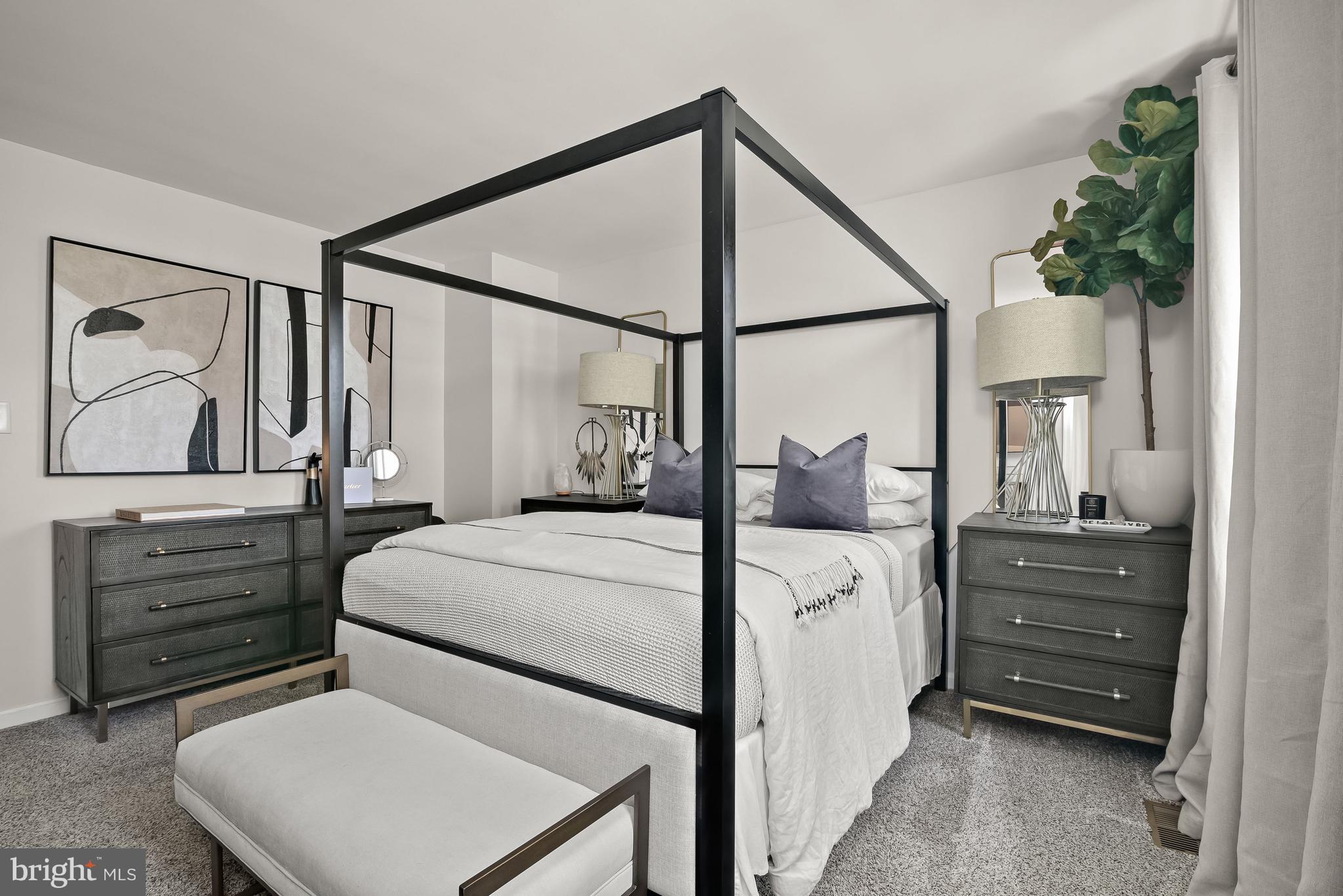 PRINCETON SQUARE PLAT FO - Residential