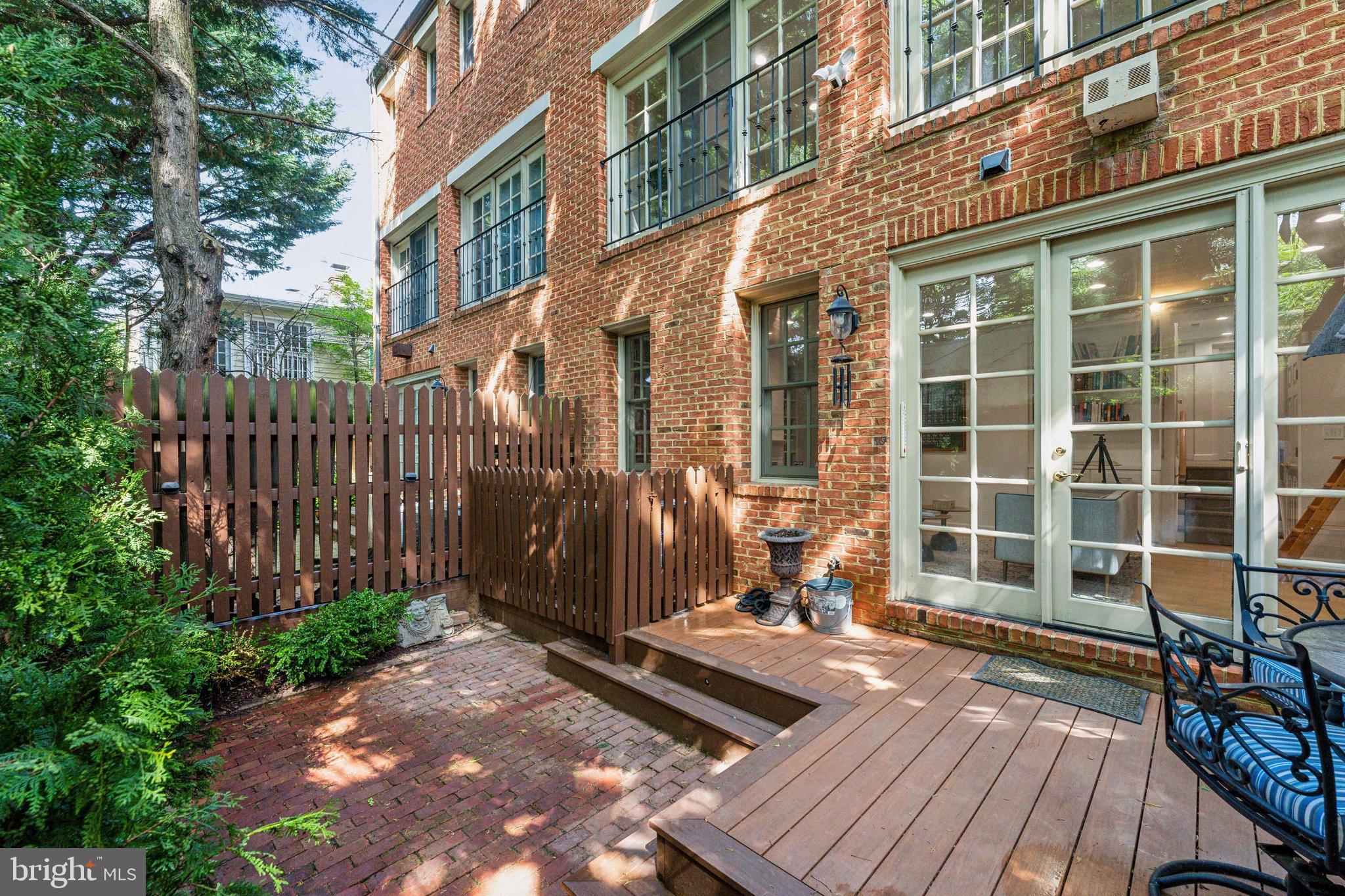GEORGETOWN - Residential