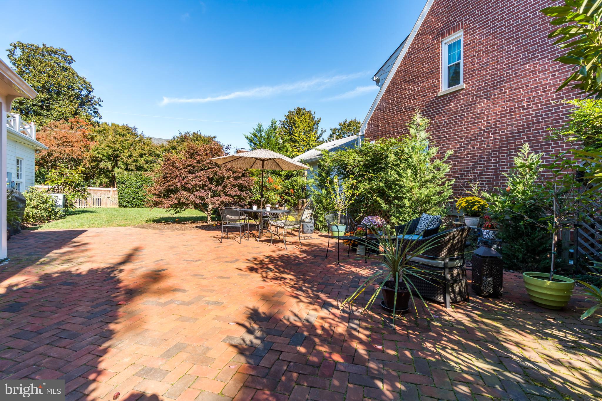 COLLEGE TERRACE - Residential