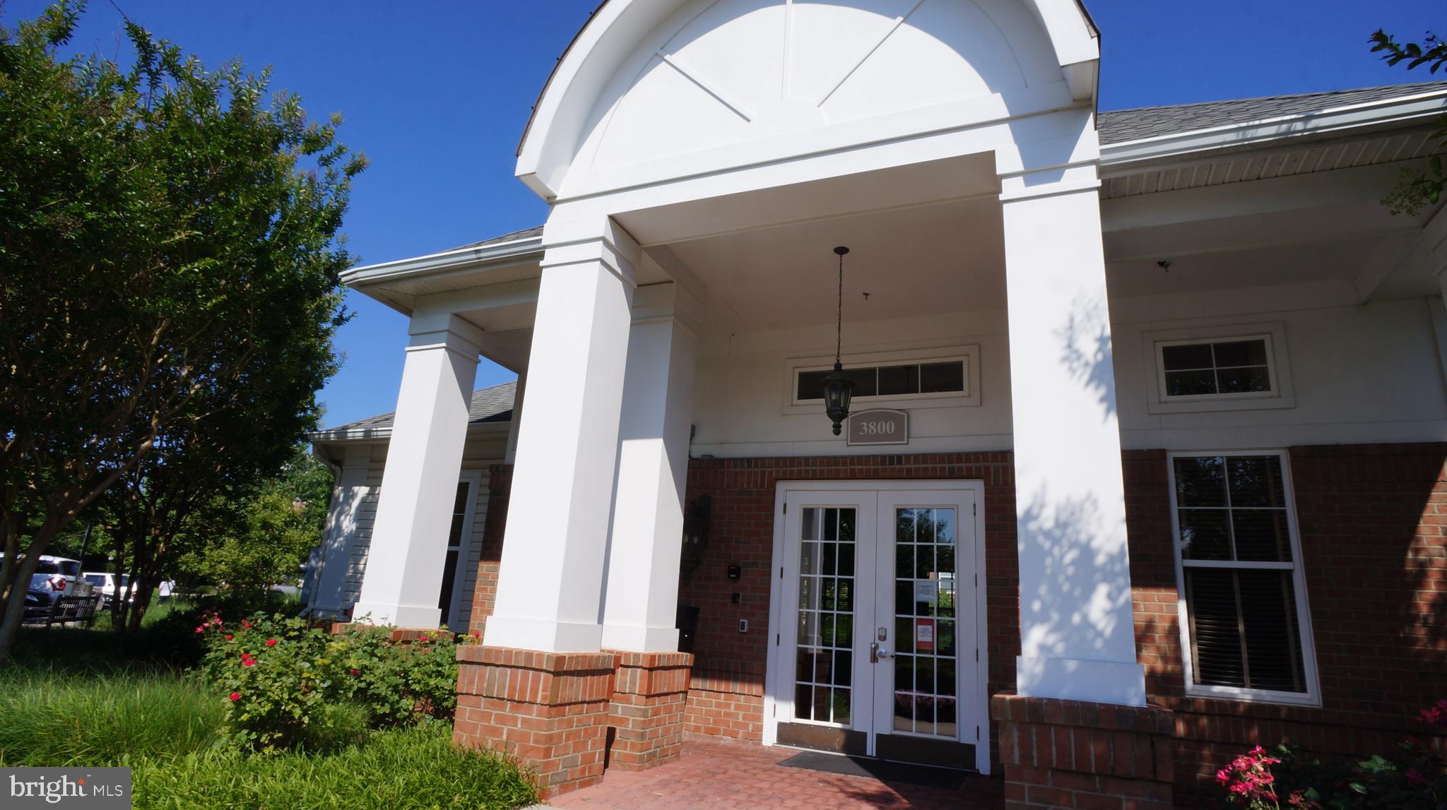 CHANTILLY PARK - Residential