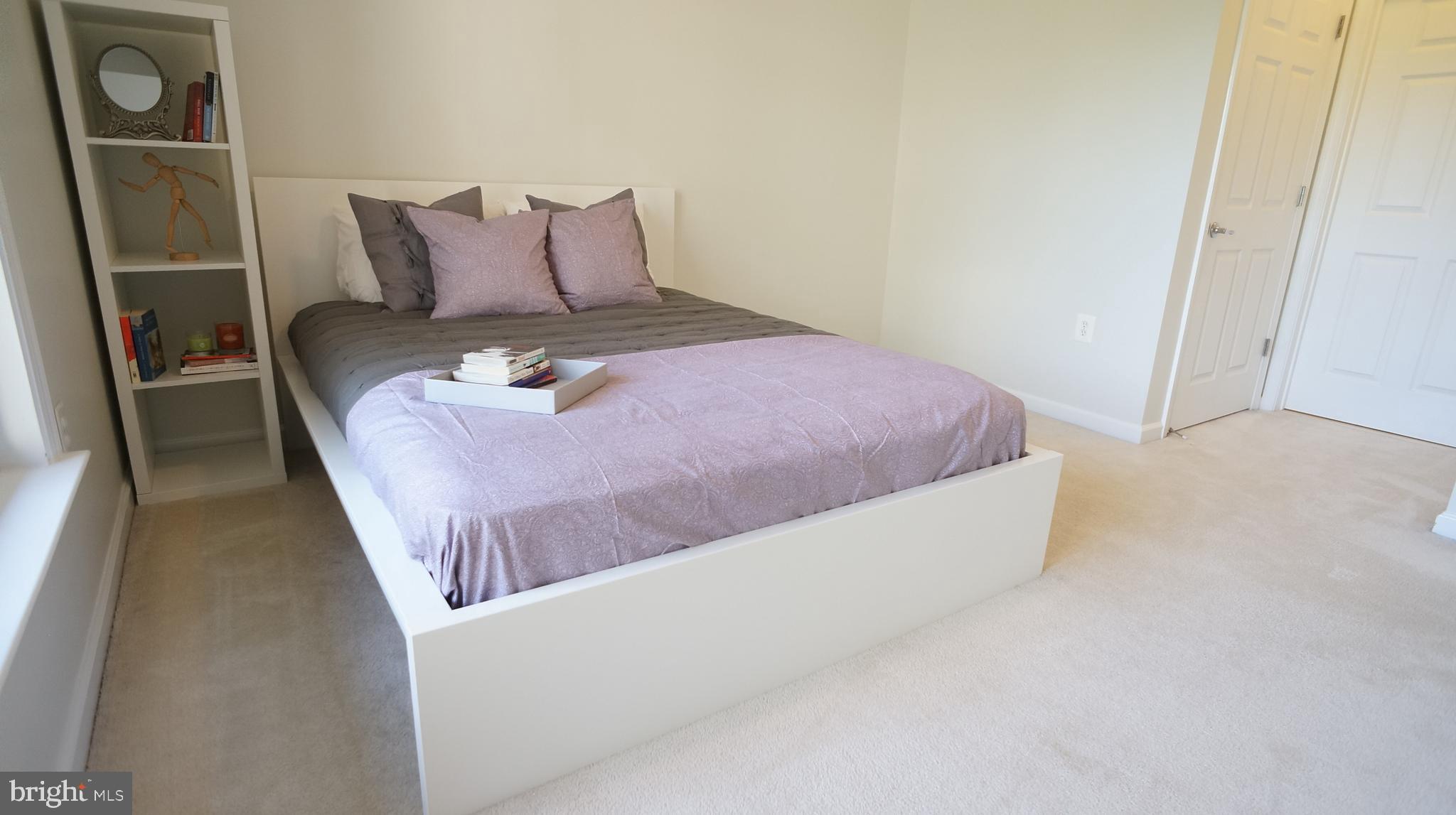 CHANTILLY PARK - Residential