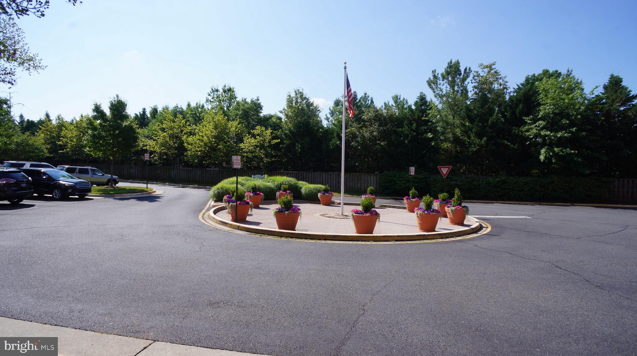 CHANTILLY PARK - Residential