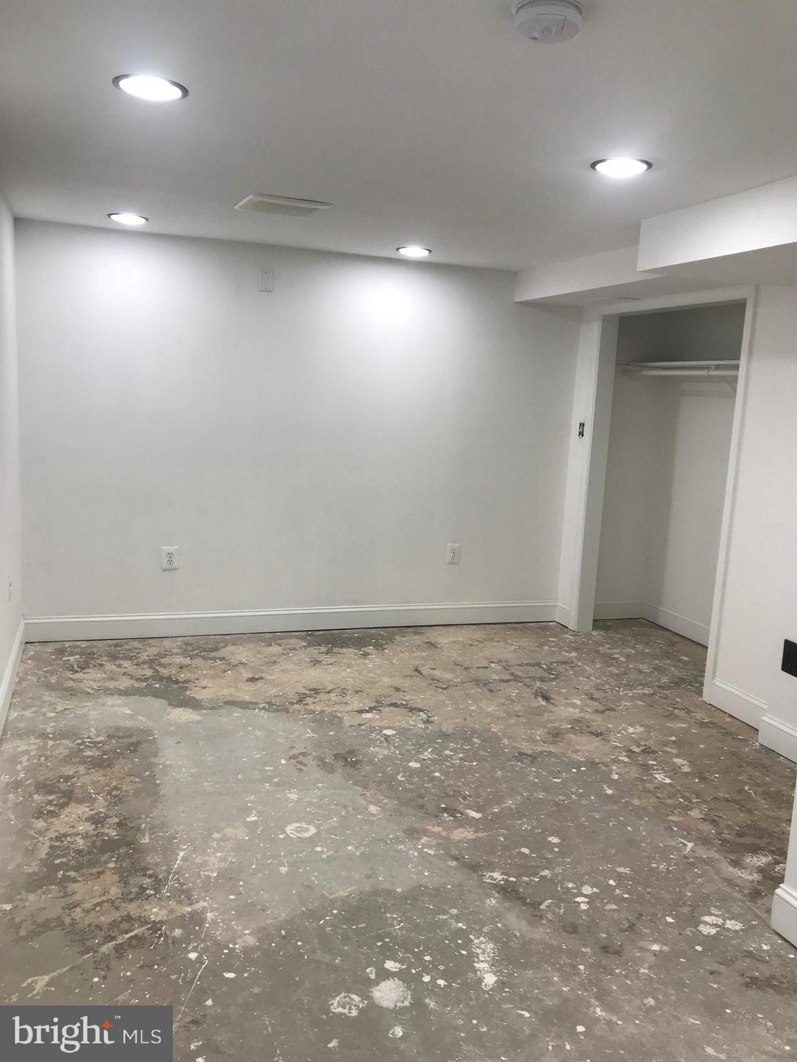 LANDOVER ESTATES - Residential