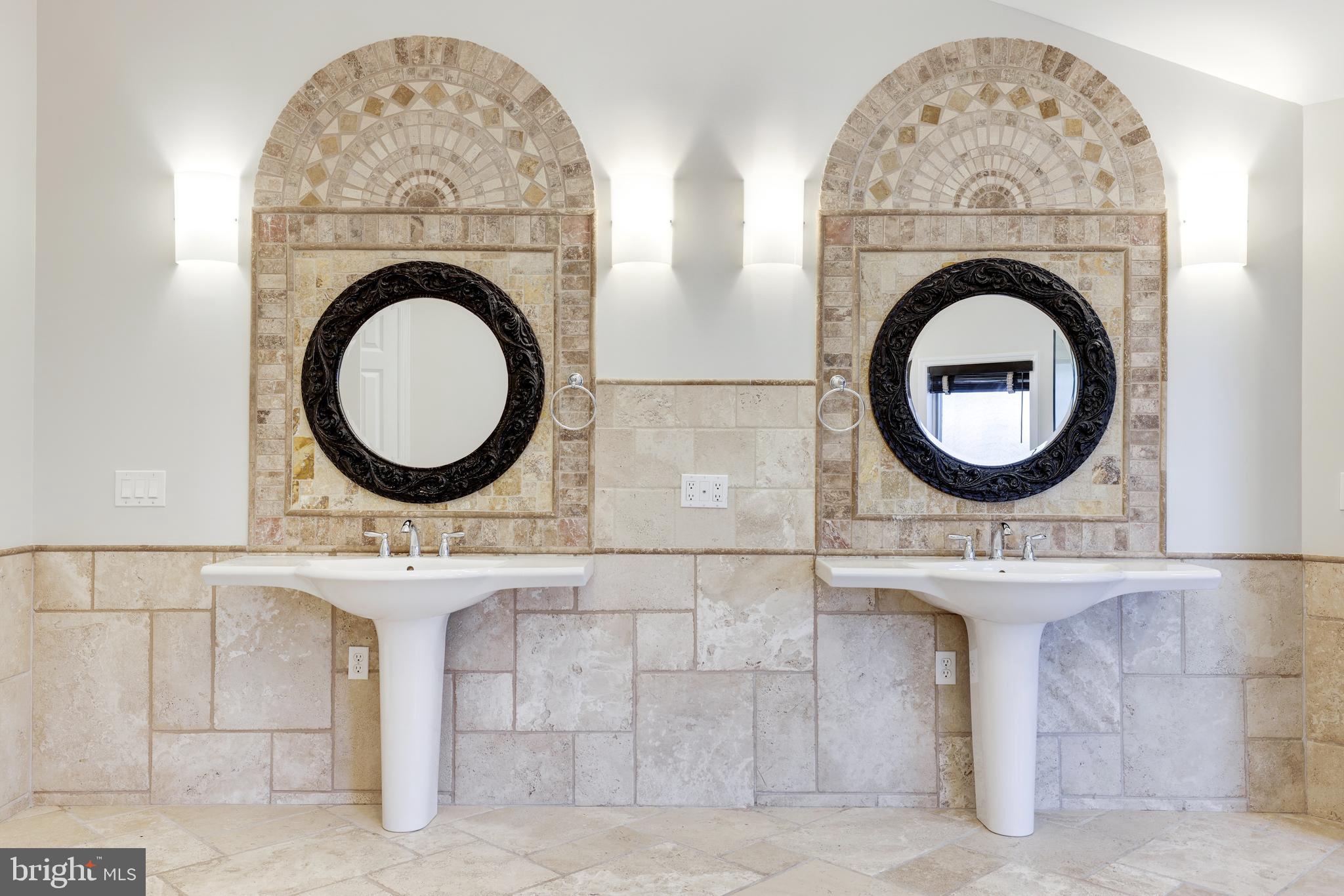 BUFFALO HILL - Residential