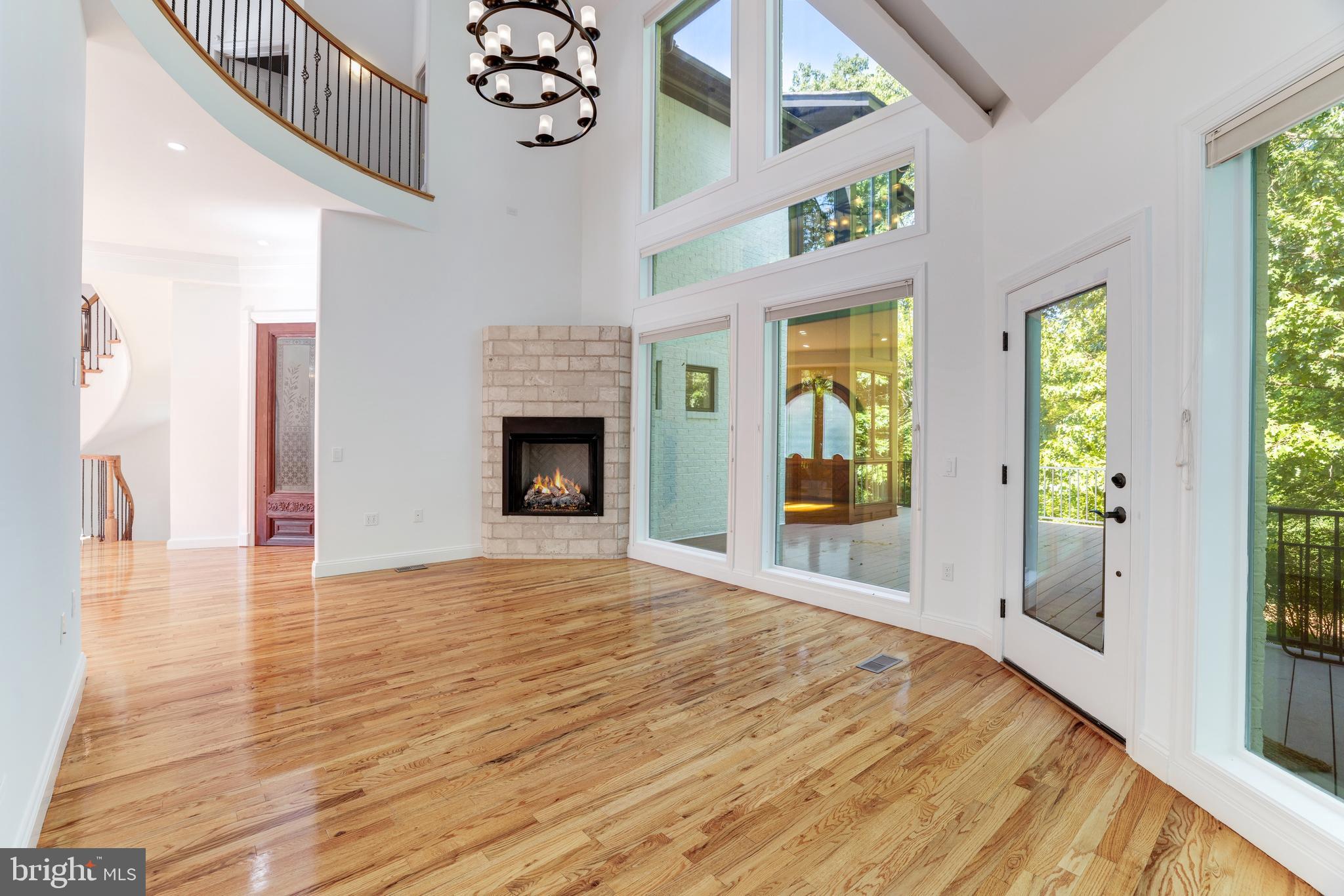 BUFFALO HILL - Residential