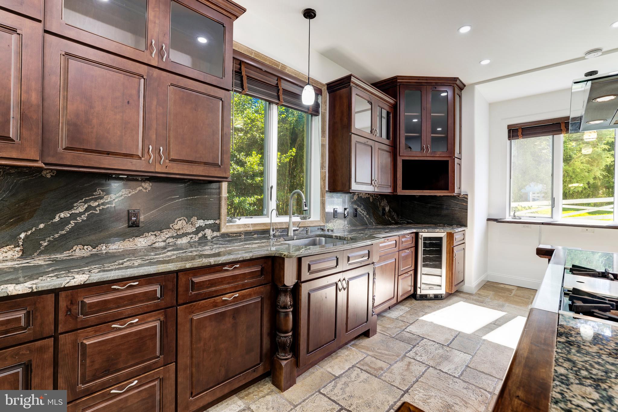 BUFFALO HILL - Residential