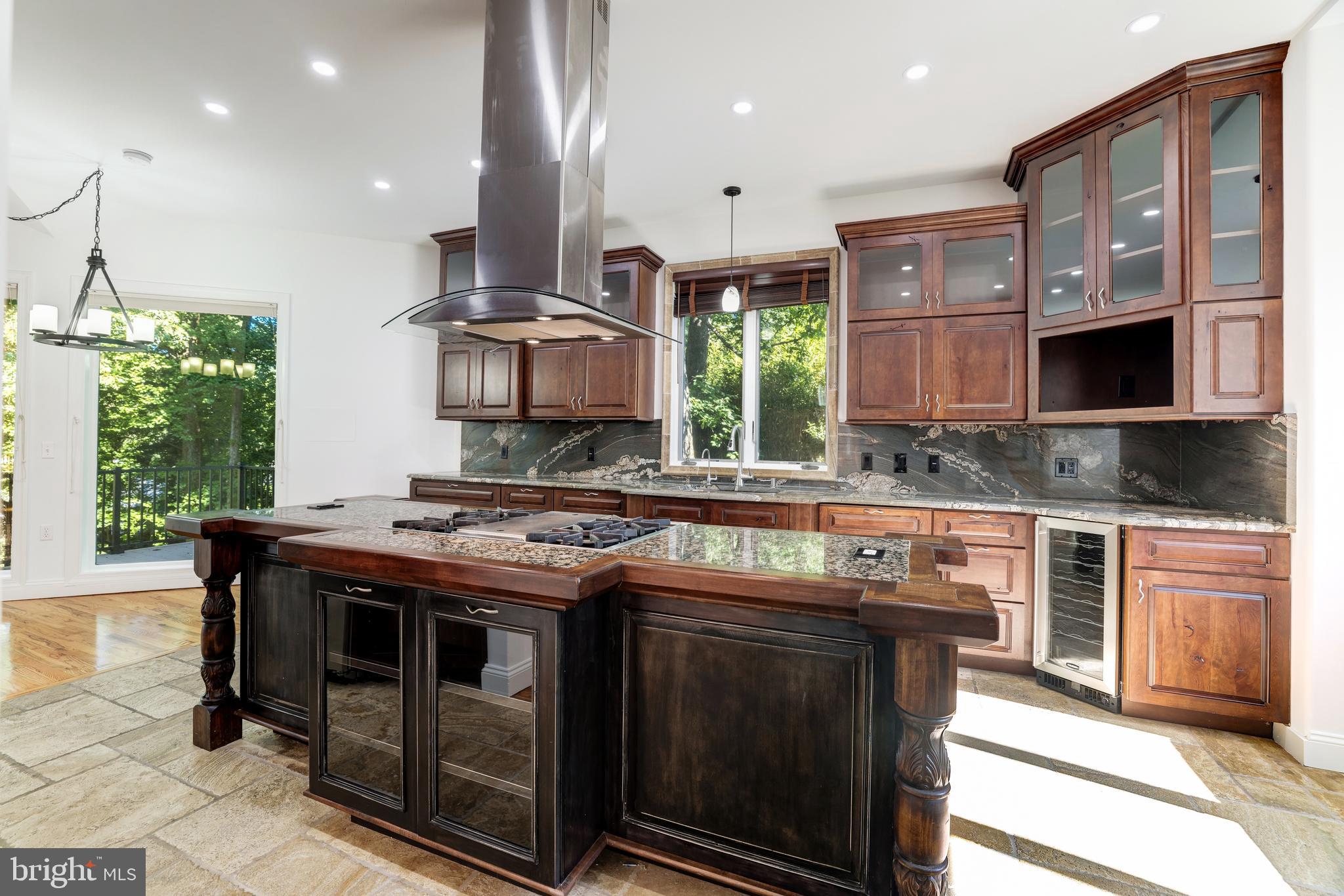 BUFFALO HILL - Residential