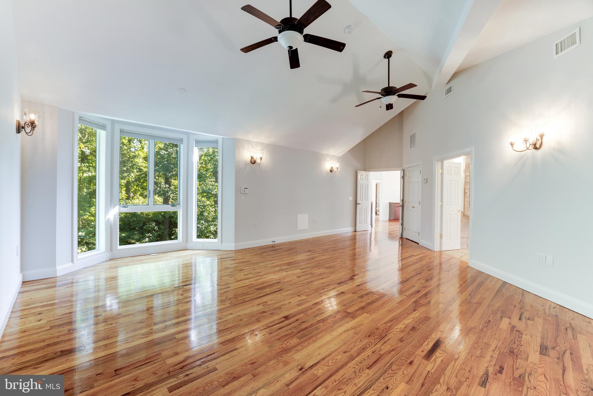 BUFFALO HILL - Residential