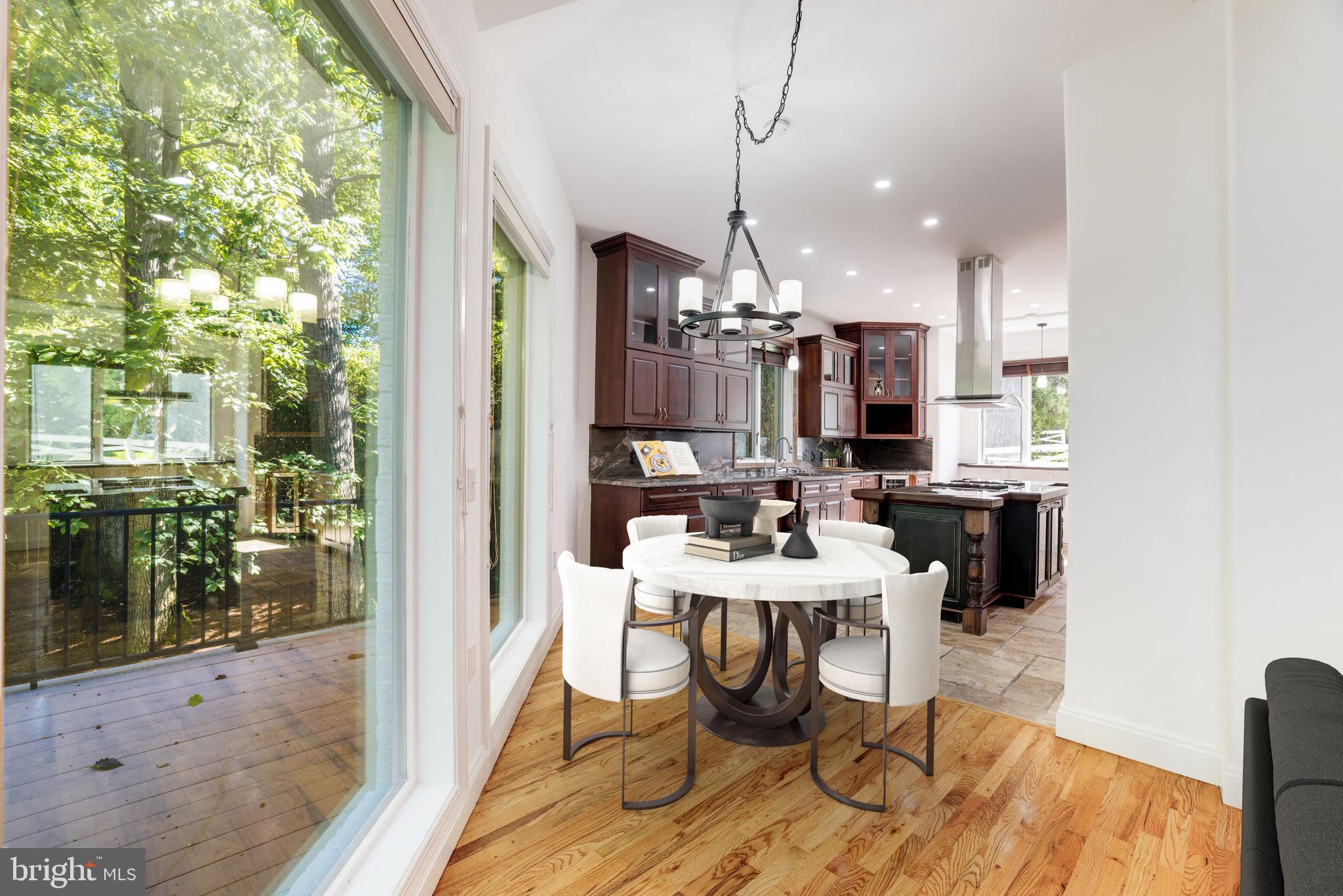 BUFFALO HILL - Residential