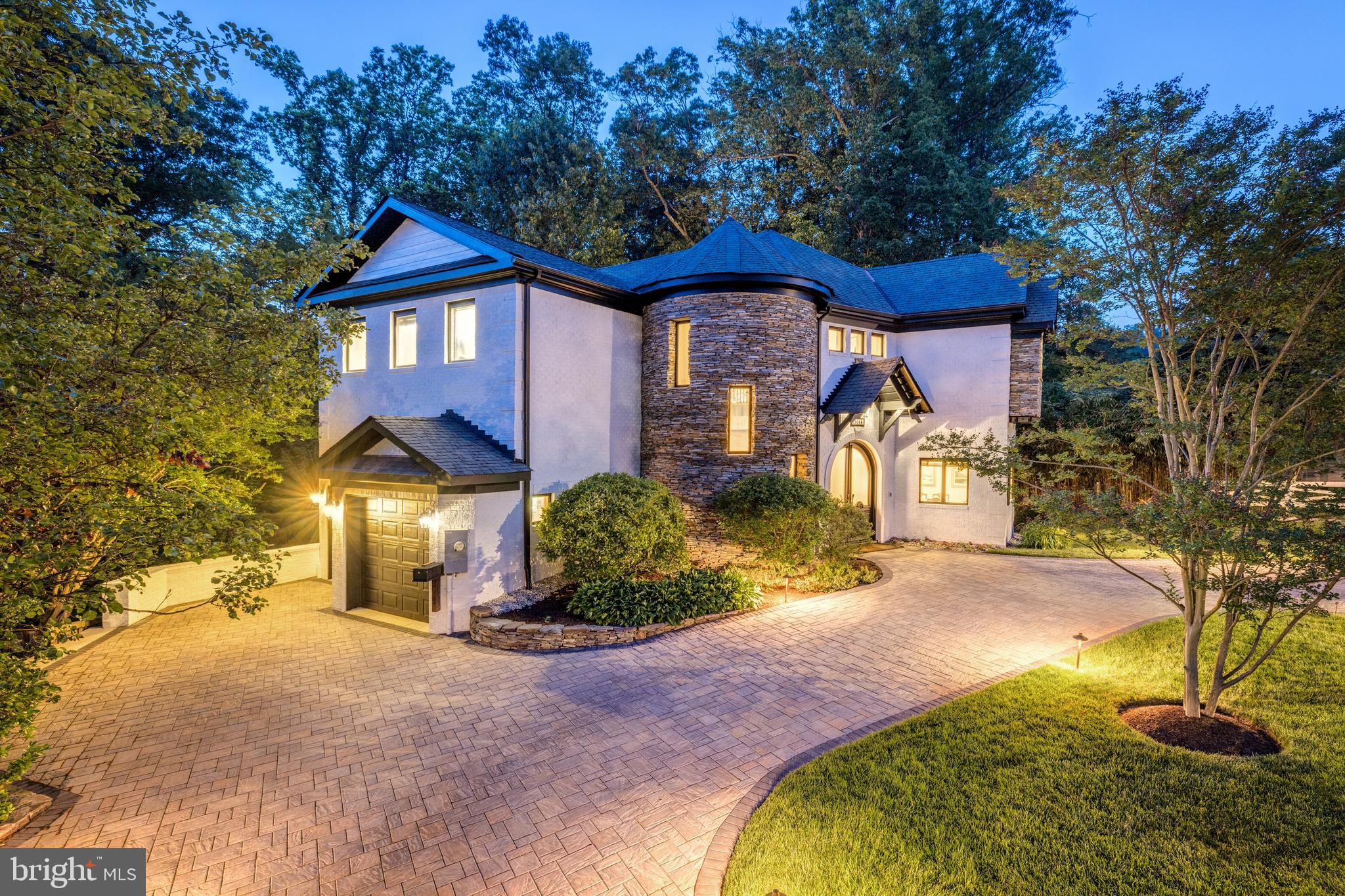 BUFFALO HILL - Residential