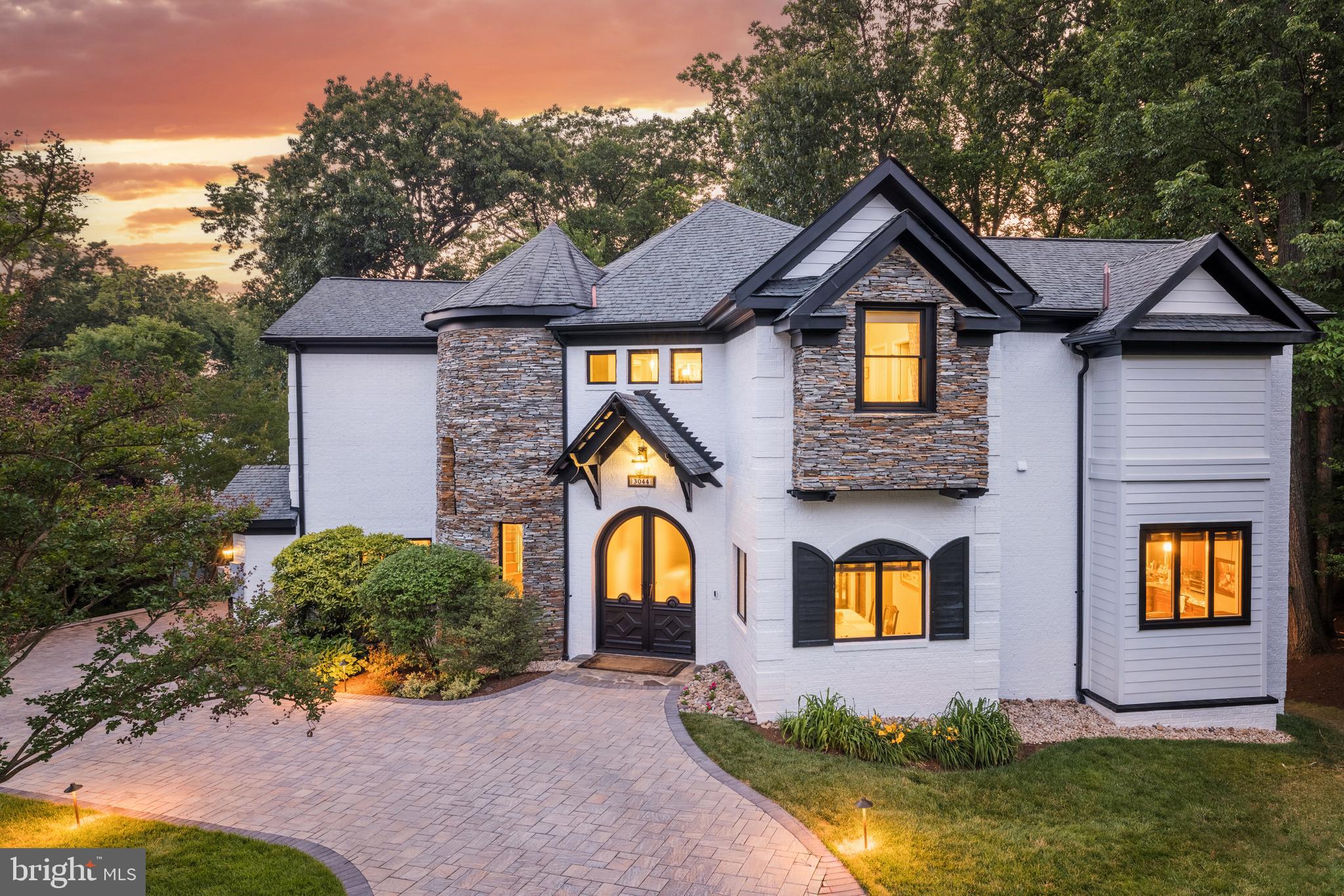 BUFFALO HILL - Residential