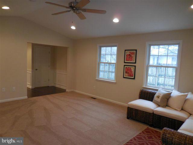 TOLLGATE - Residential