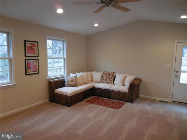 TOLLGATE - Residential