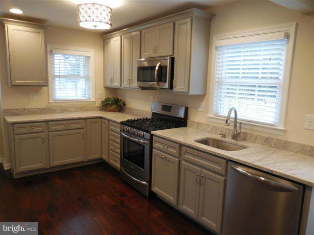 TOLLGATE - Residential