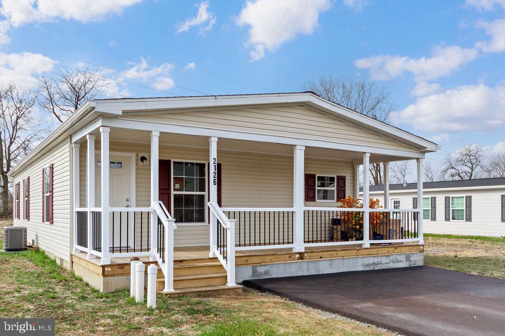 MAGNOLIA PLACE - Residential