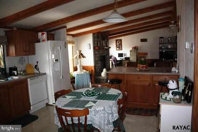 WALNUT GROVE MOBILE HOME PARK - Residential