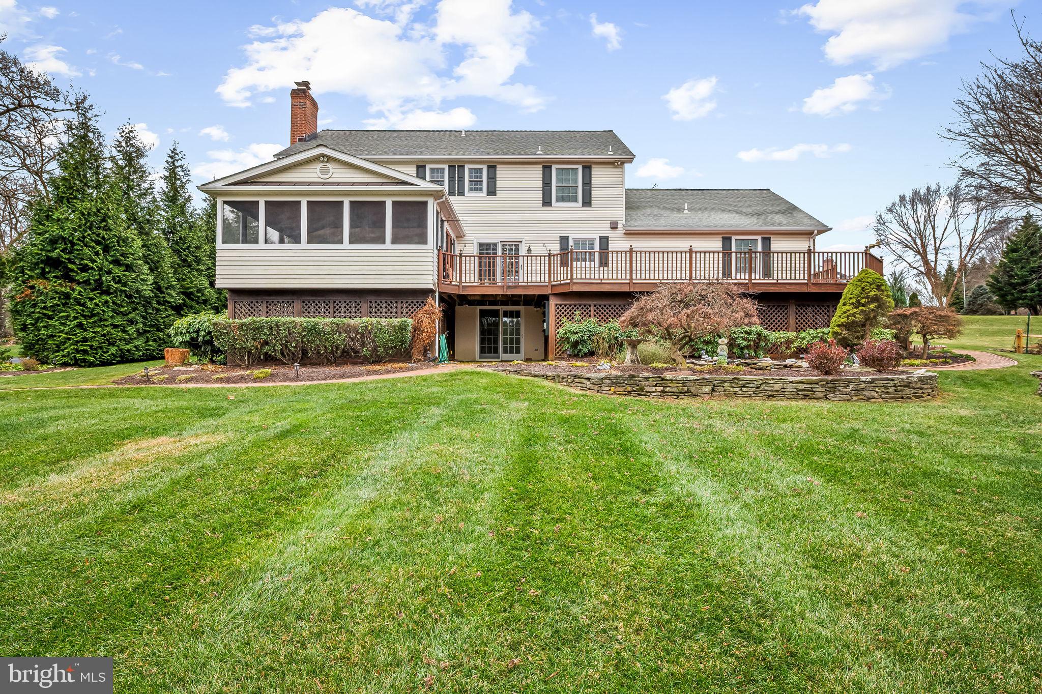 2202 AQUILAS DELIGHT