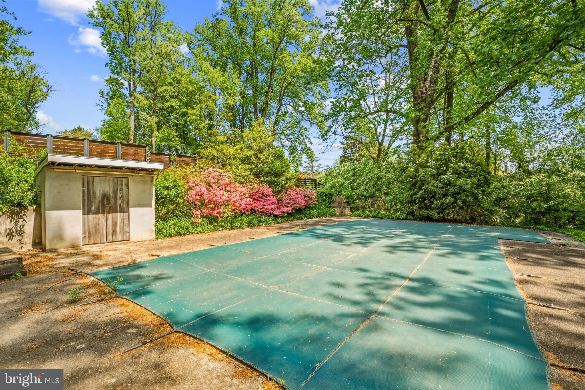 CHEVY CHASE - Residential