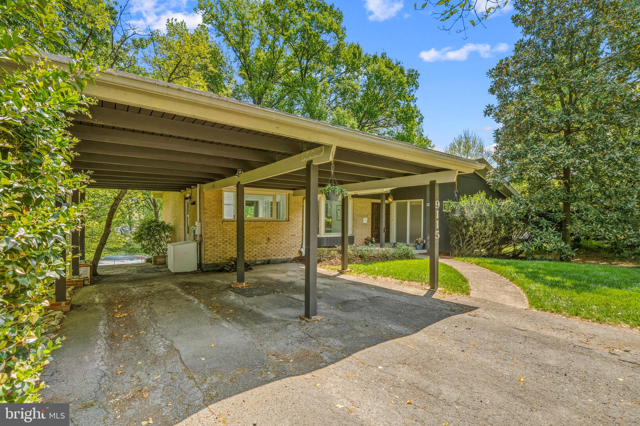 CHEVY CHASE - Residential