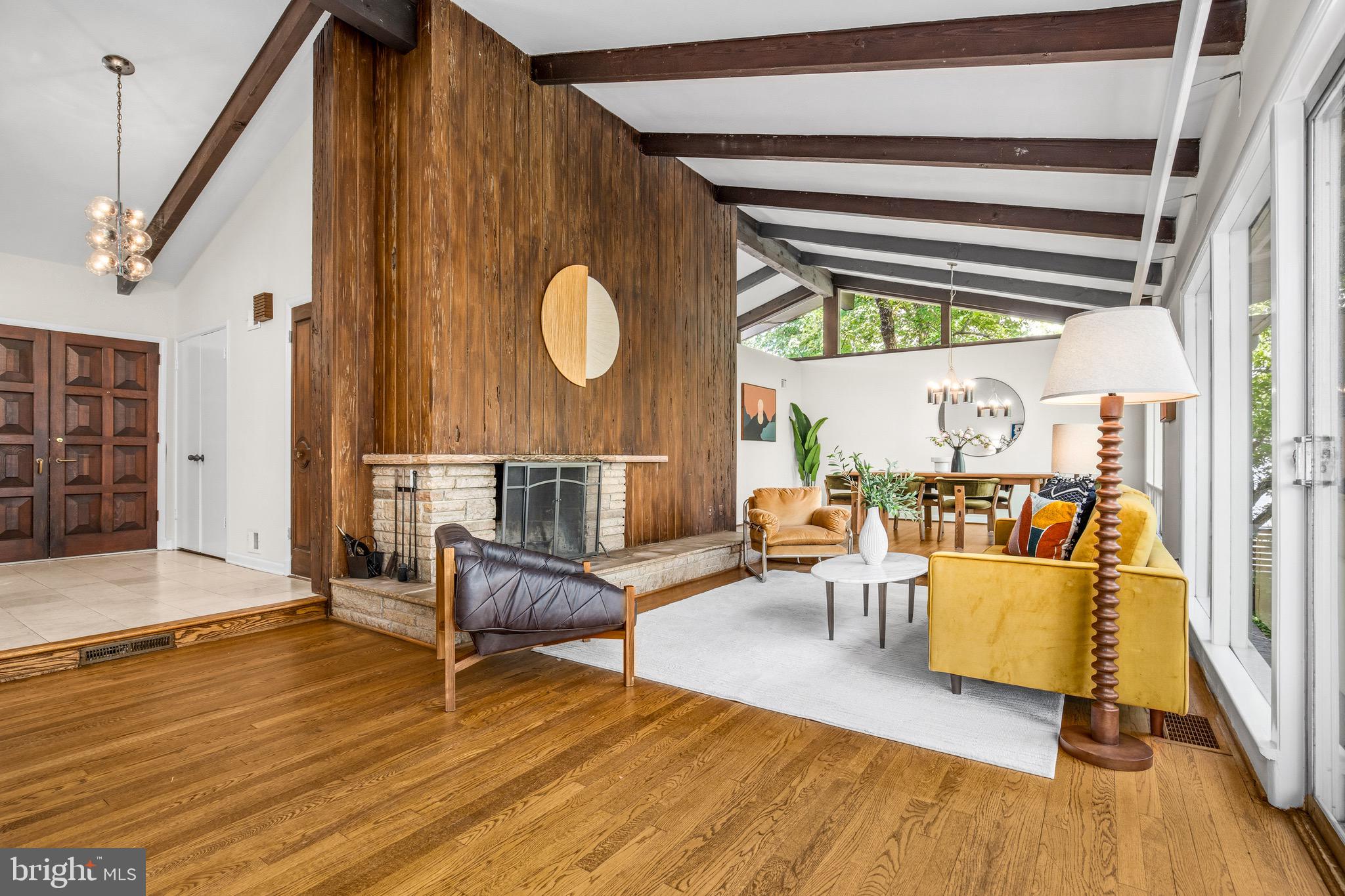 CHEVY CHASE - Residential