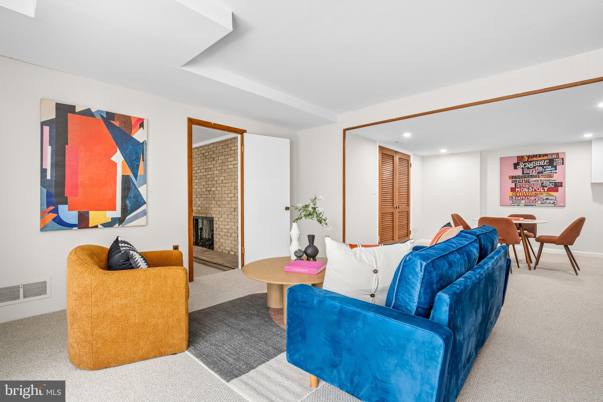 CHEVY CHASE - Residential