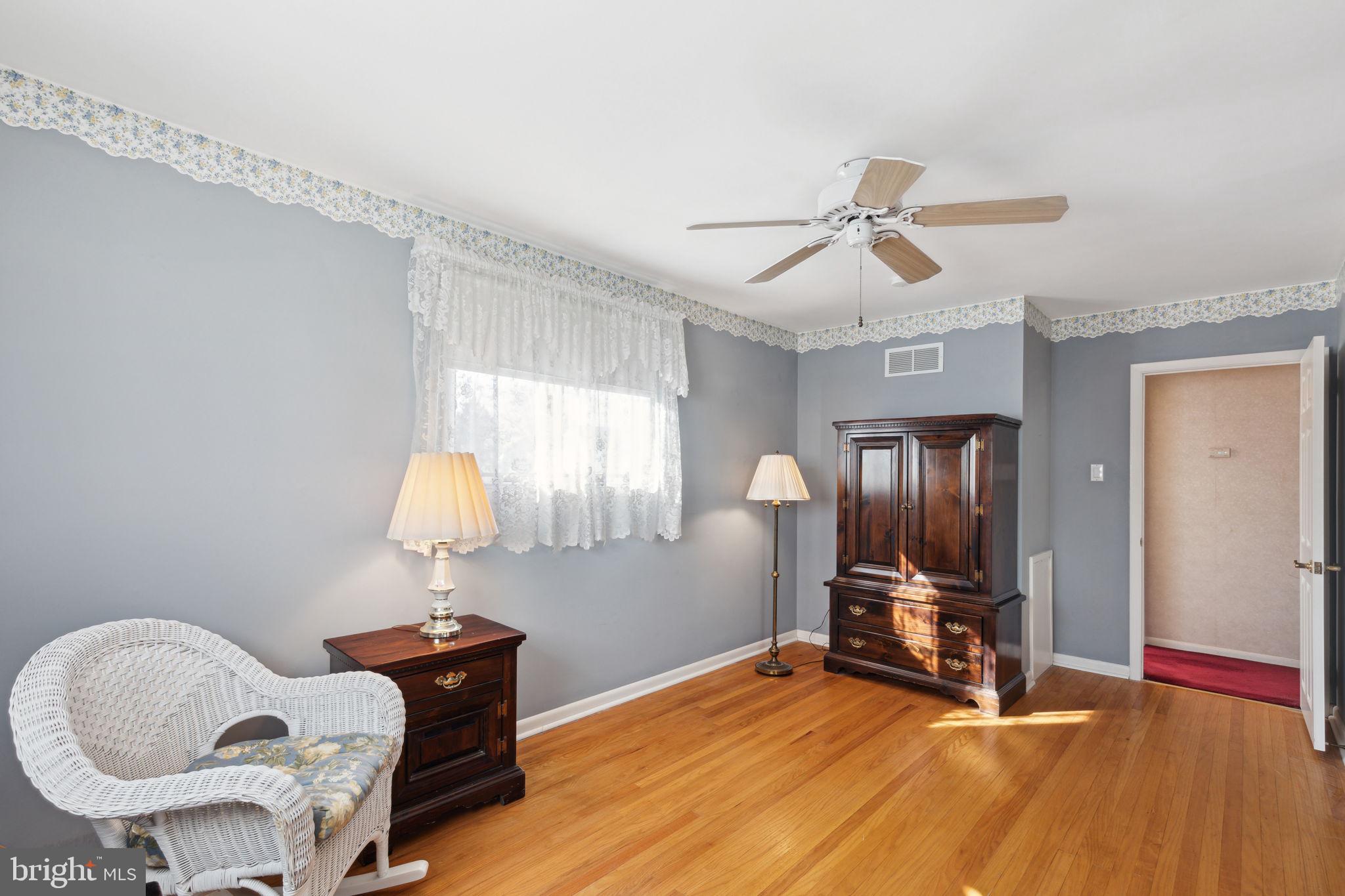 GLEN VIEW PARK - Residential